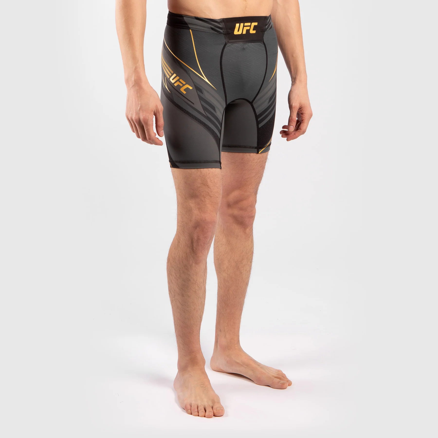 Pantalón De Vale Tudo UFC Venum Authentic Fight Night – Modelo Corto - Campeón - Image 2