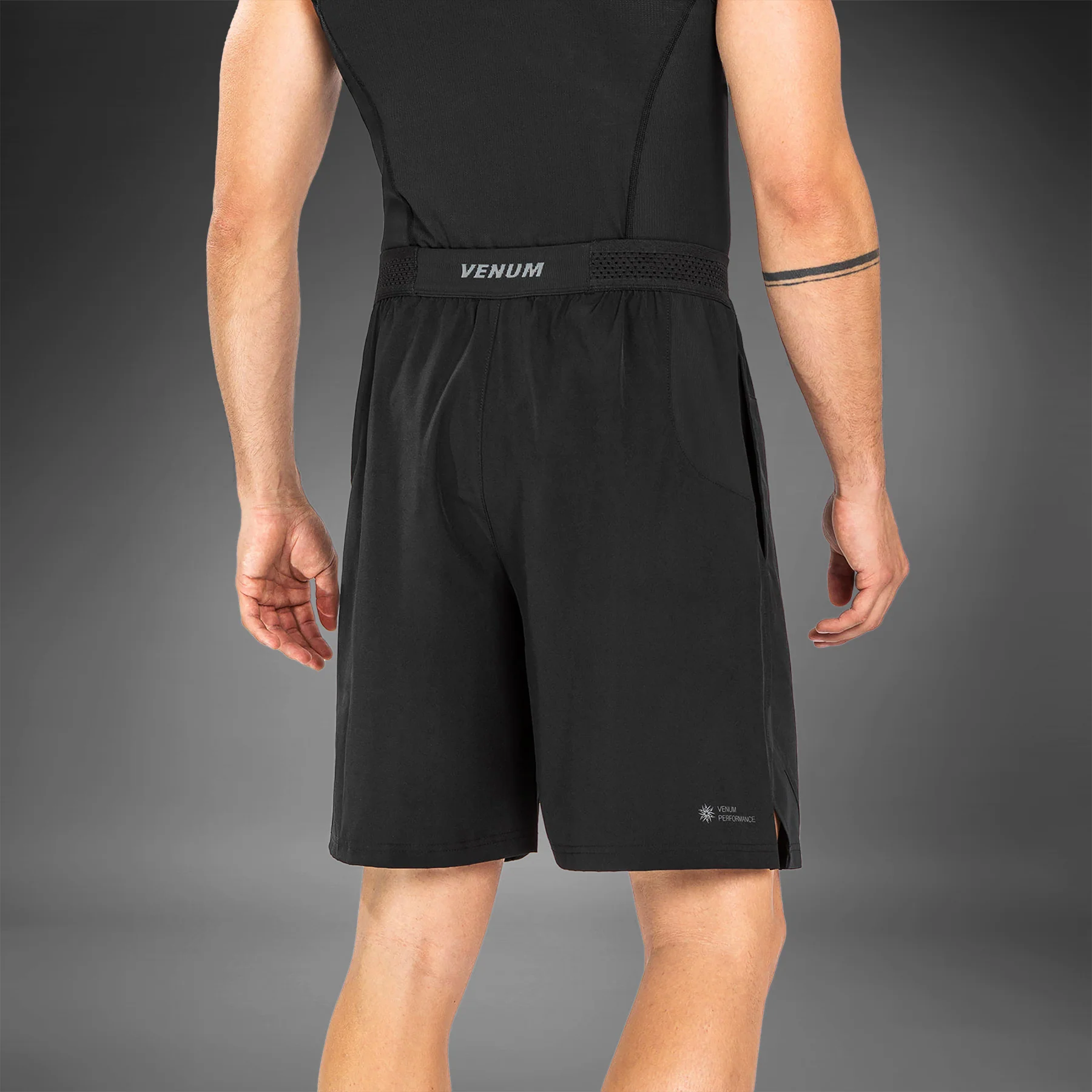 Venum G-Fit Air Pantalones Cortos de Entrenamiento - Negro - Image 5