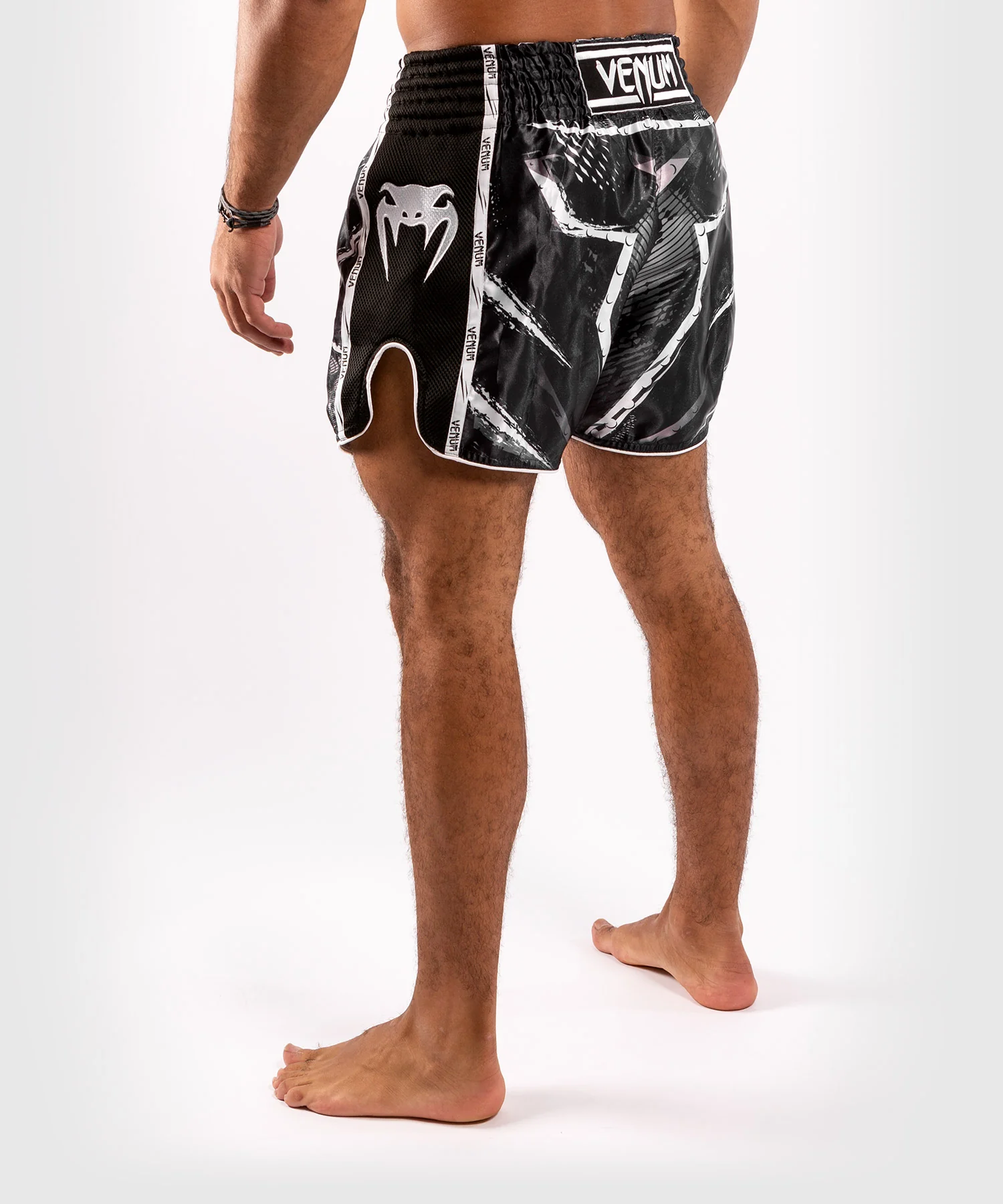 Pantalones cortos de Muay Thai Venum GLDTR 4.0 - Image 4