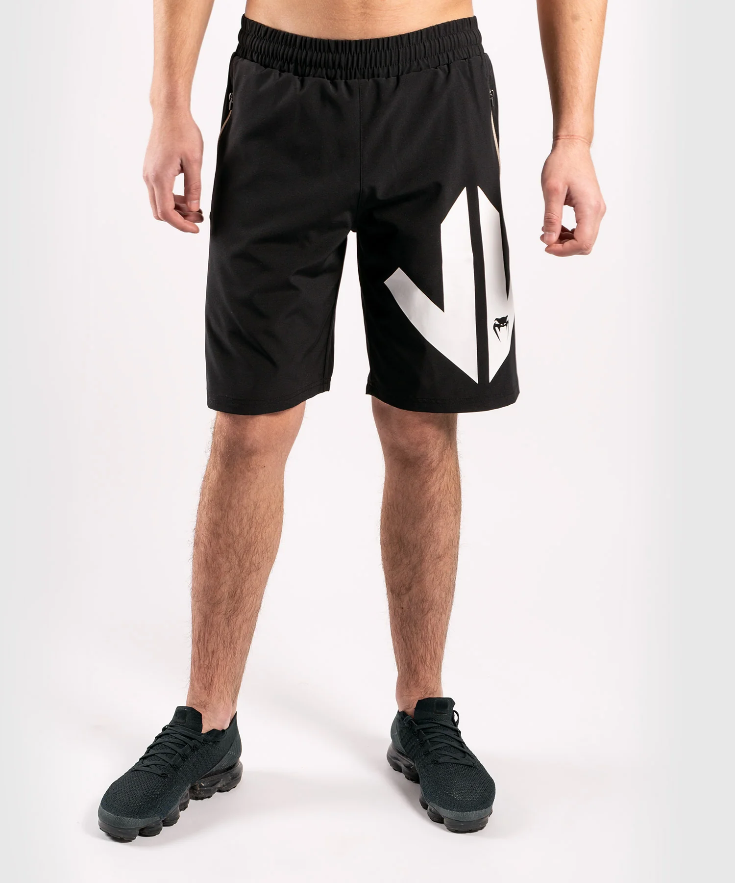 Pantalones cortos deportivos Venum Arrow Loma Signature Collection - Negro/Blanco