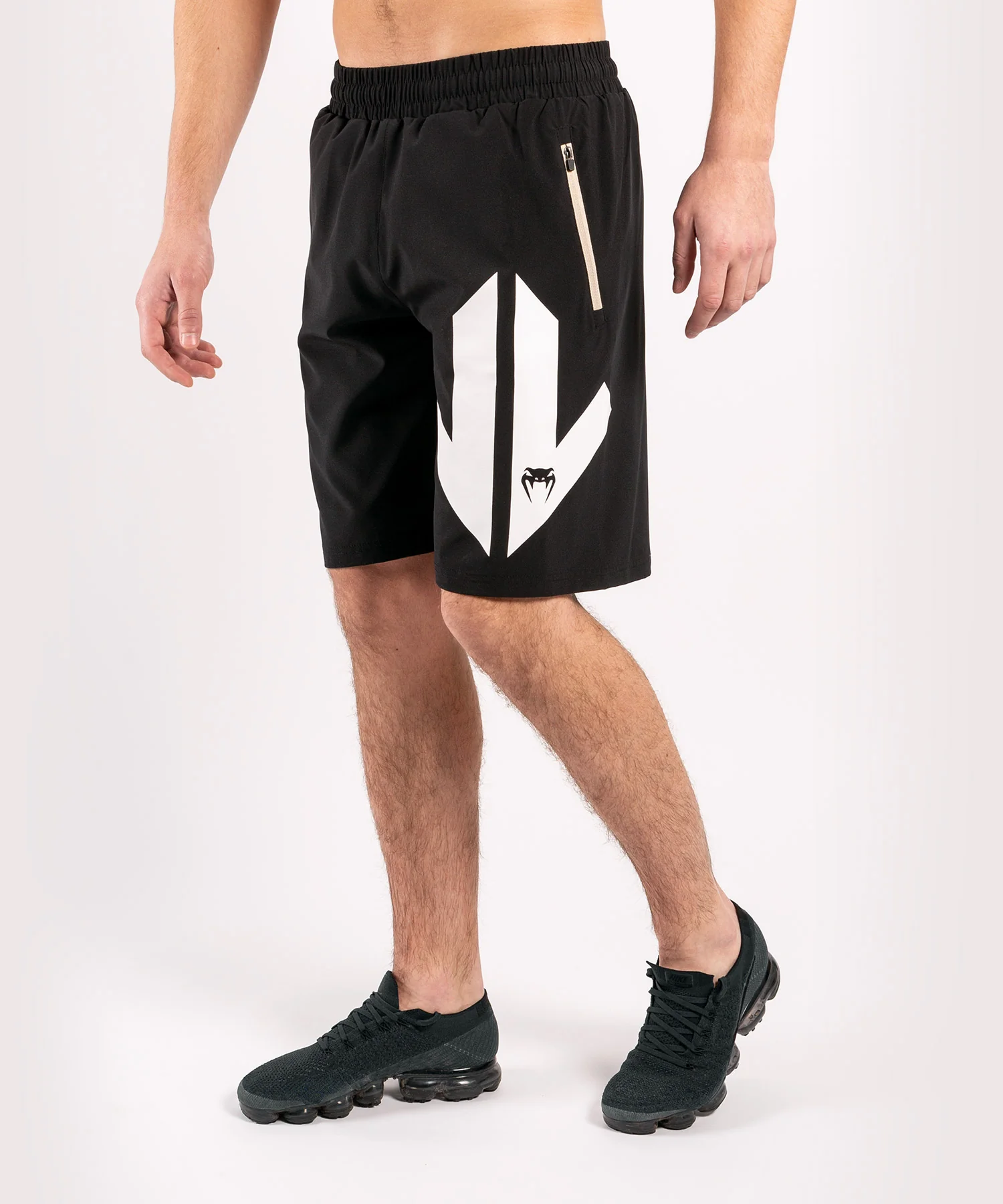 Pantalones cortos deportivos Venum Arrow Loma Signature Collection - Negro/Blanco - Image 3