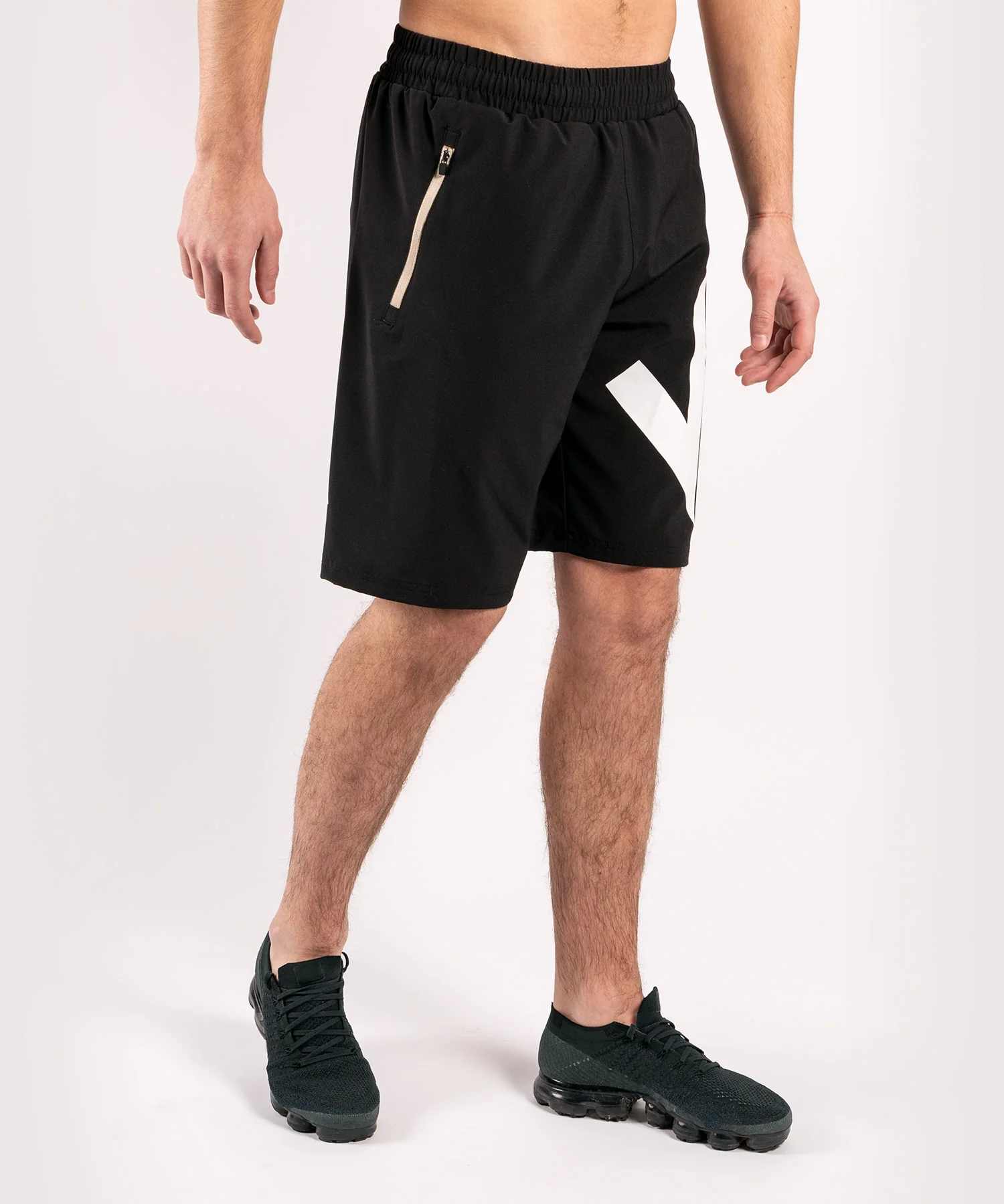 Pantalones cortos deportivos Venum Arrow Loma Signature Collection - Negro/Blanco - Image 4