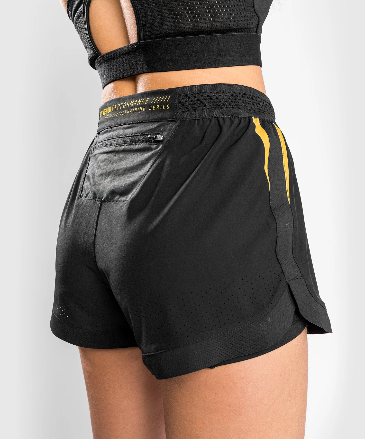 Pantalones cortos deportivos Venum Tempest 2.0 - Negro/Dorado - Image 5