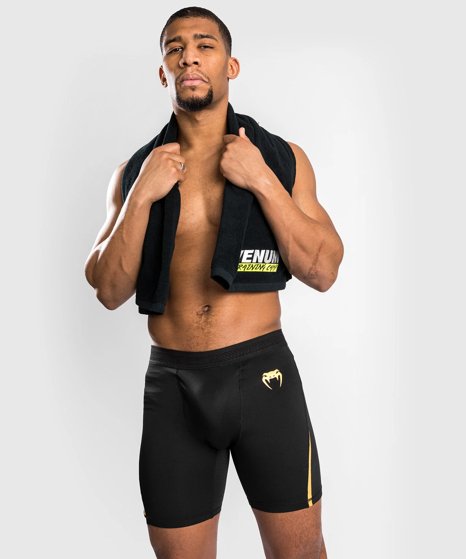 Pantalones cortos Venum Tempest 2.0 Vale Tudo - Negro/Dorado