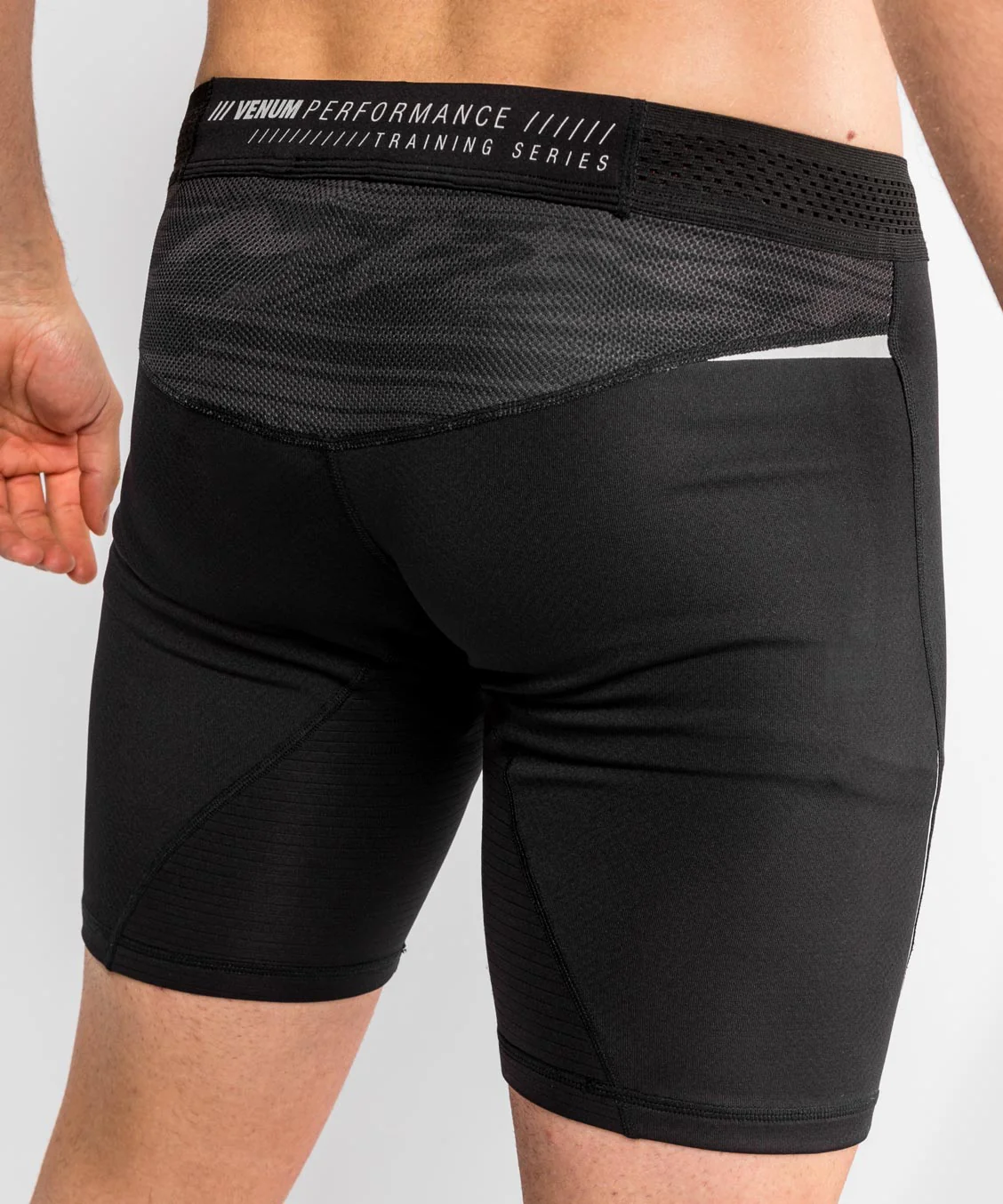 Pantalones cortos Venum Tempest 2.0 Vale Tudo - Negro/Gris - Image 7