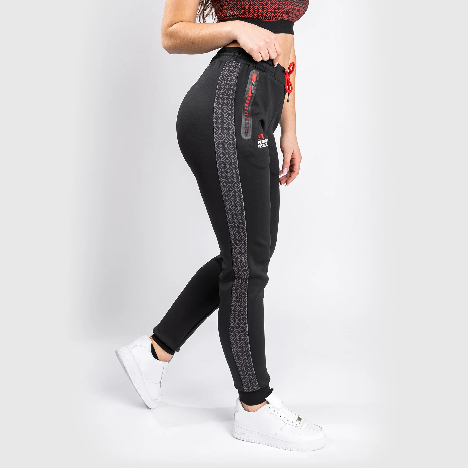 Pantalones de Chándal Venum UFC Performance Institute - Para mujer - Negro/Rojo - Image 6