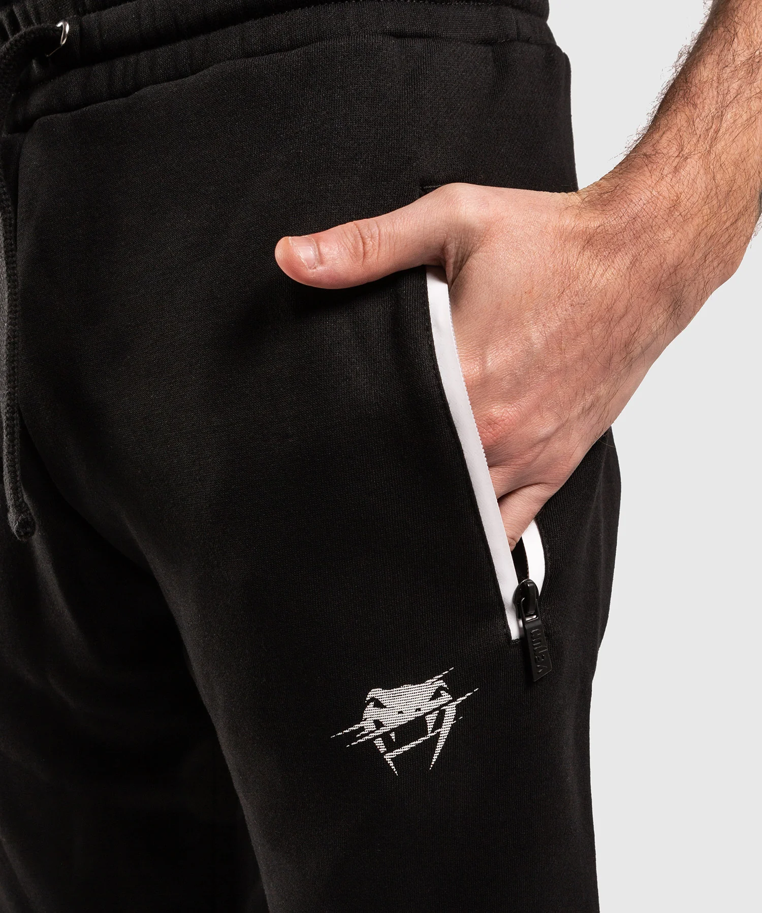 Pantalones de jogging Venum Giant - Negro/Blanco - Image 4