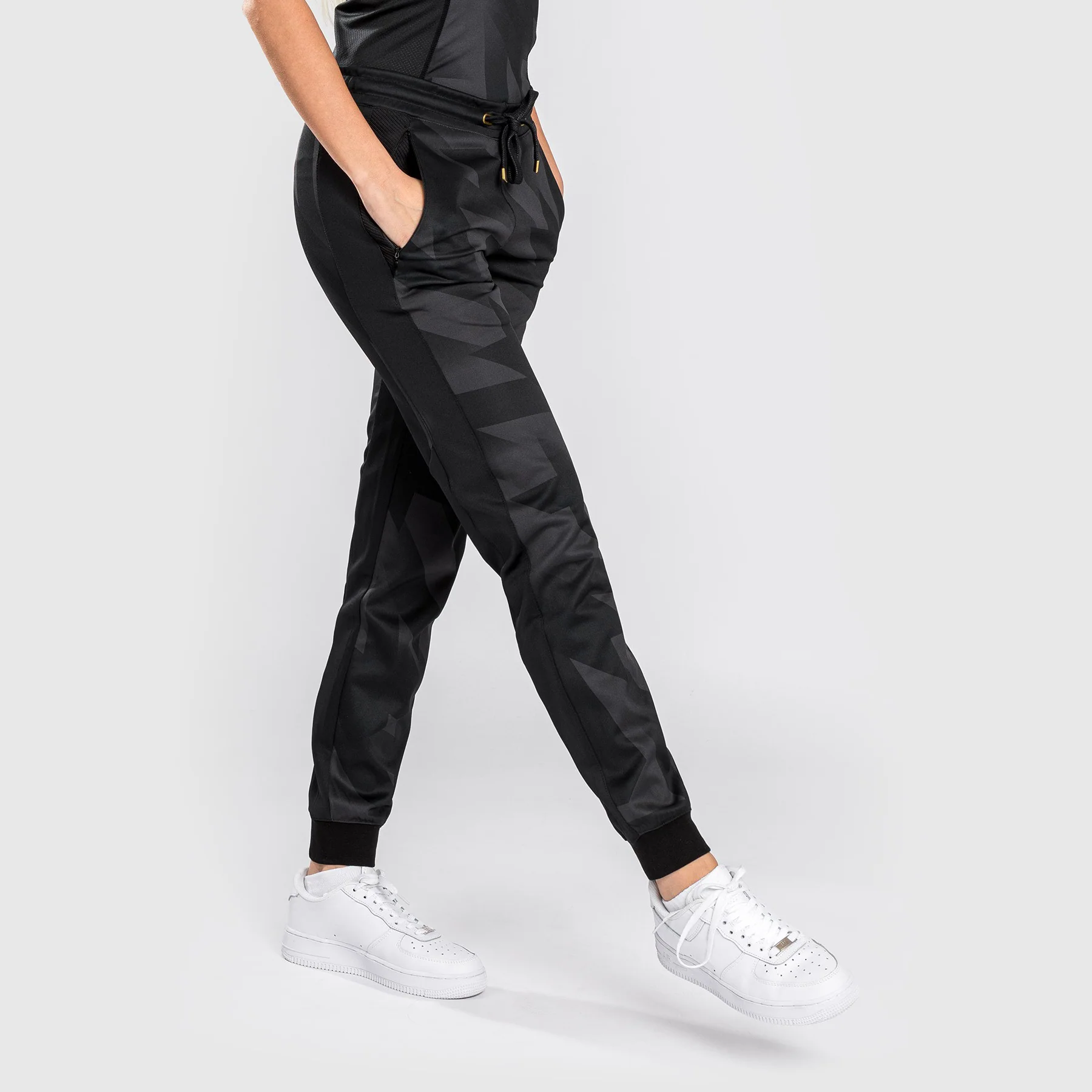 Pantalones Jogging Venum Razor - Para Mujeres - Negro/Dorado - Image 6