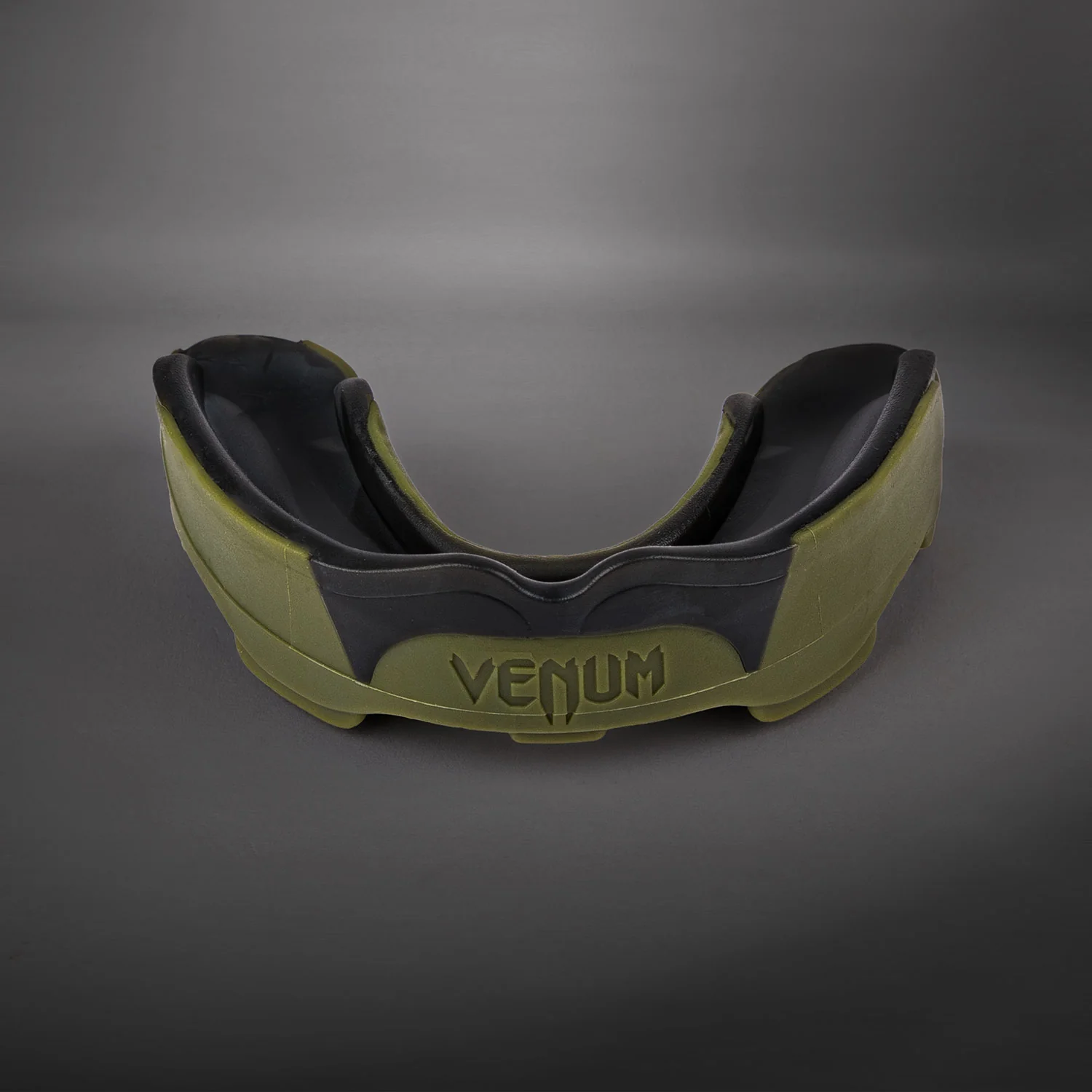 Venum Predator Protector Bucal – Kaki/Negro