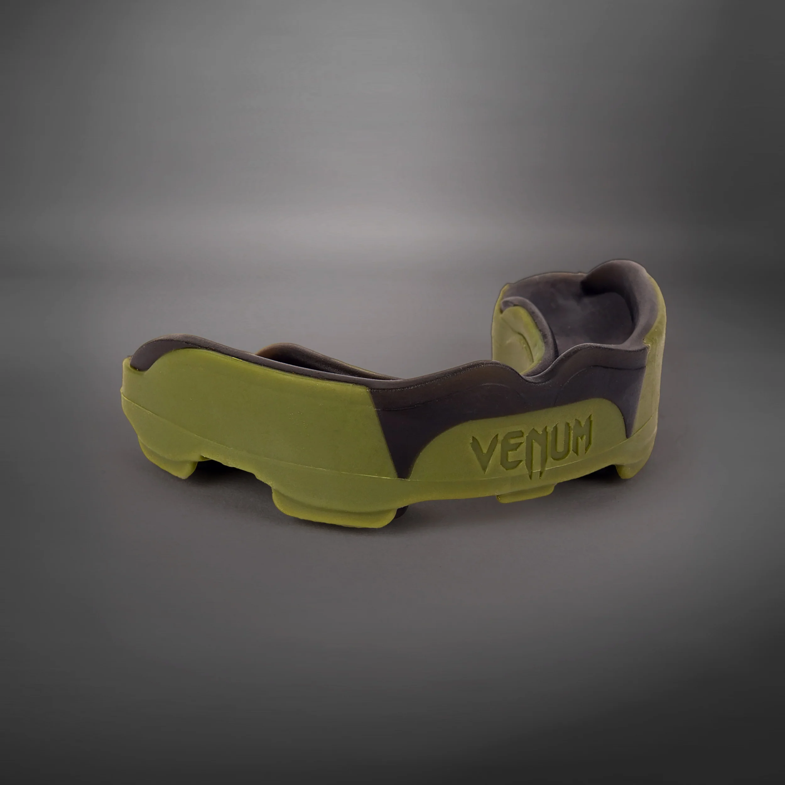 Venum Predator Protector Bucal – Negro/Kaki - Image 7