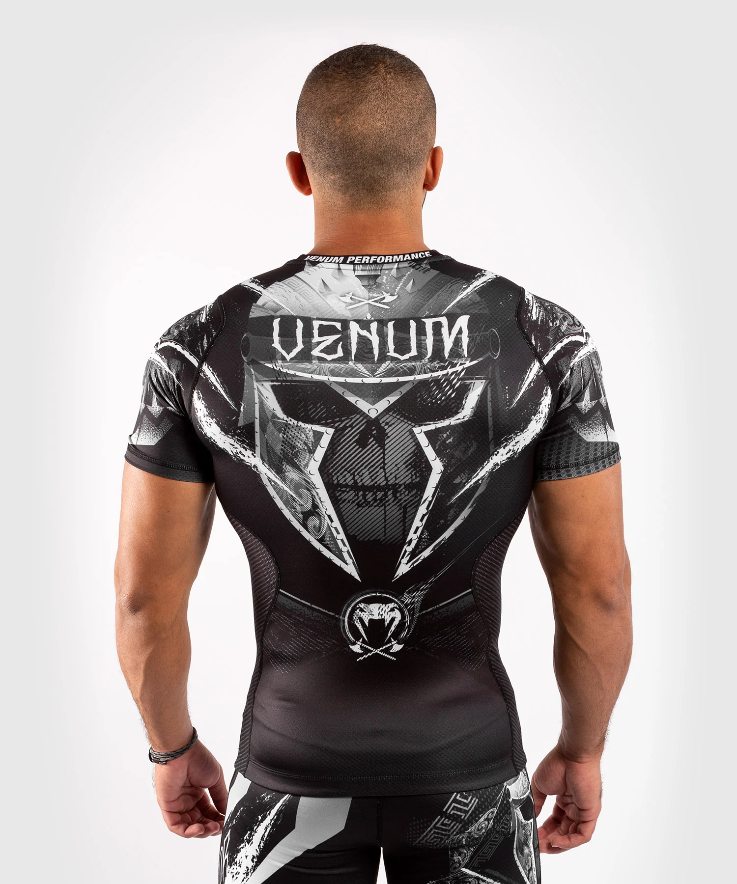Rashguard manga corta Venum GLDTR 4.0 - Image 2