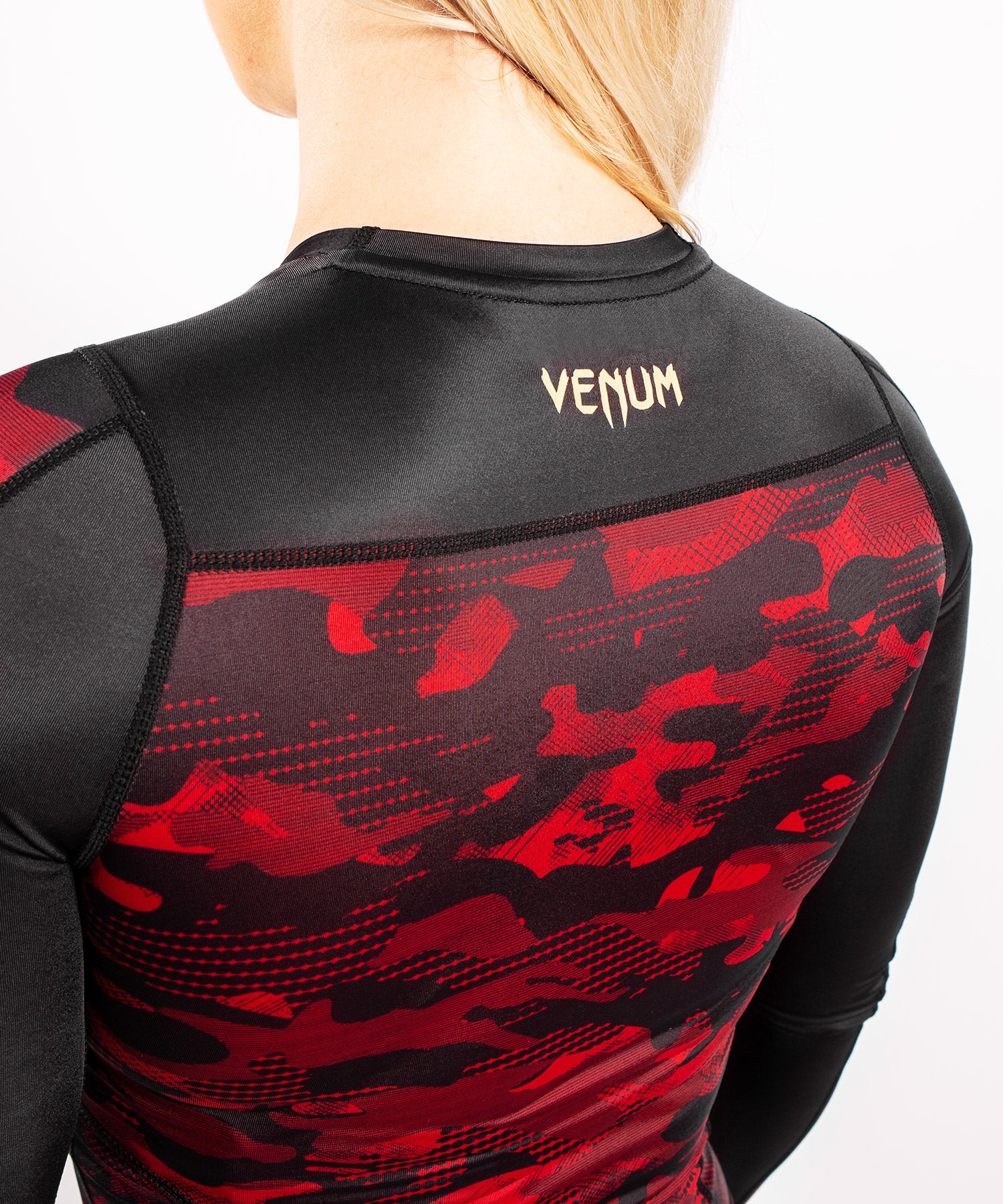 Rashguard Venum Defender  manga larga - para mujer - Negro/Rojo - Image 14