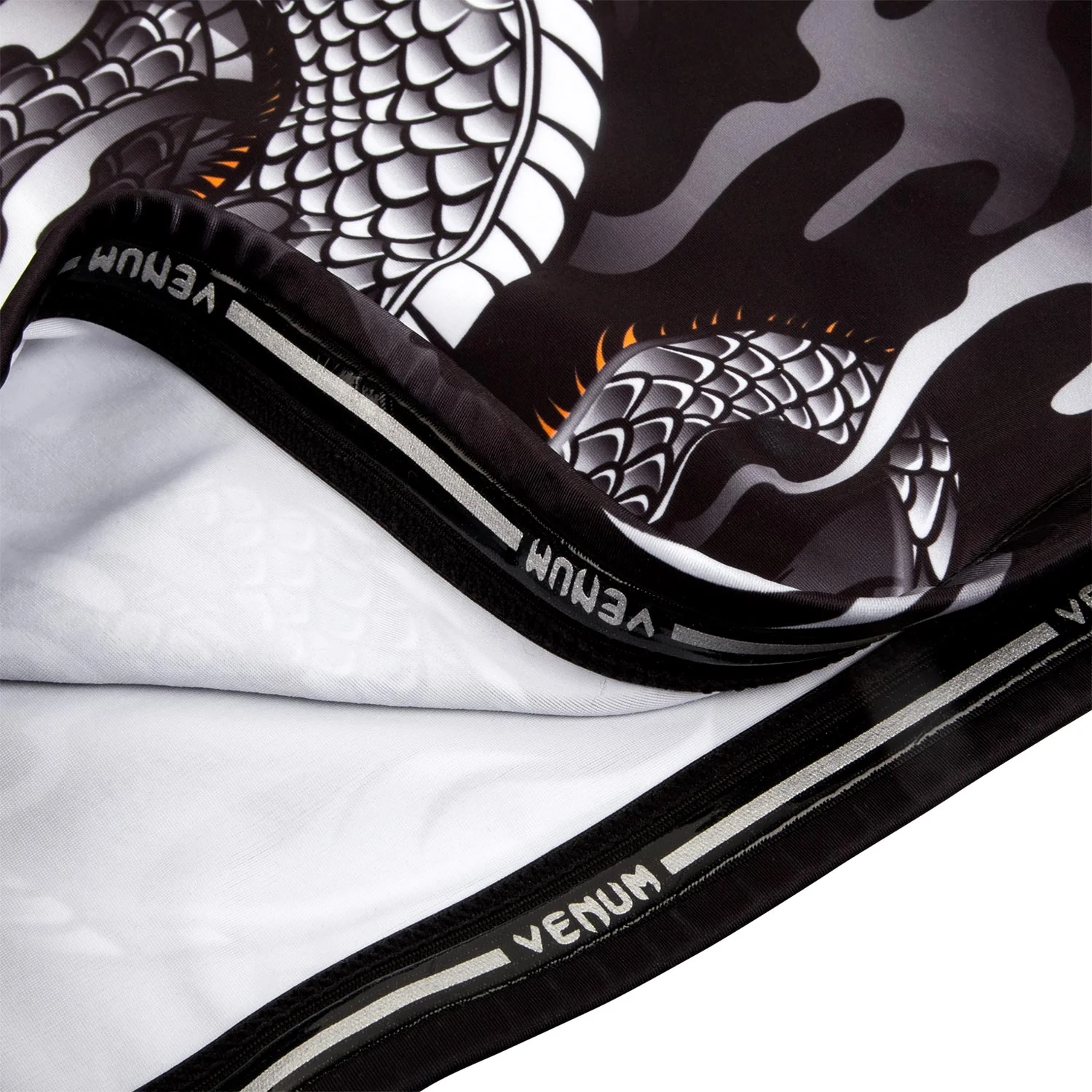 Rashguard Venum Dragon's Flight - Mangas Largas - Negro/Blanco - Image 8