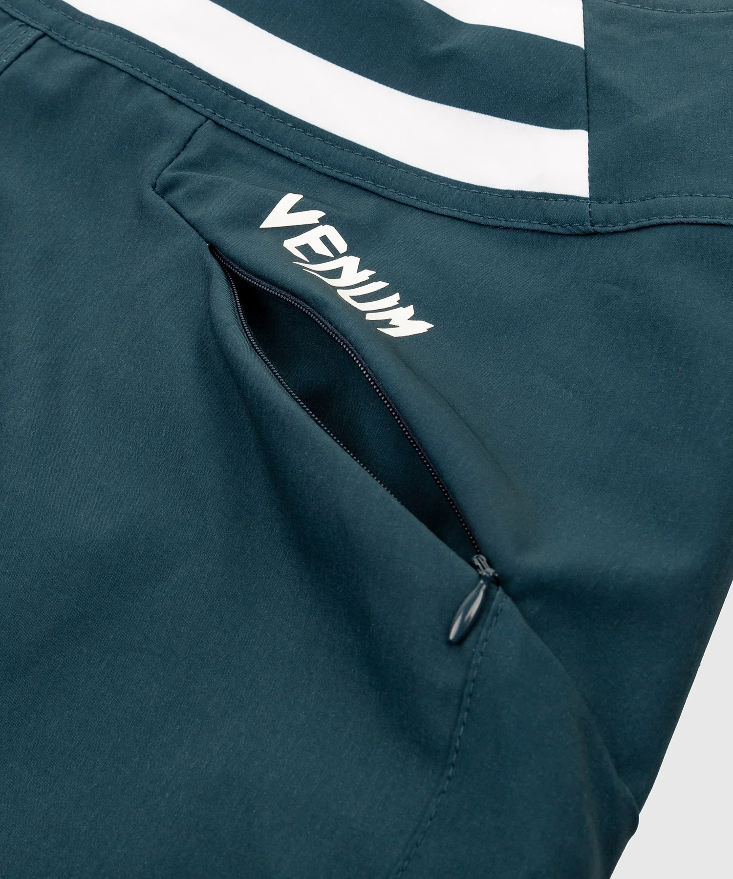 Short de baño Venum Cargo - dark_blue_raspberry_white - Image 7