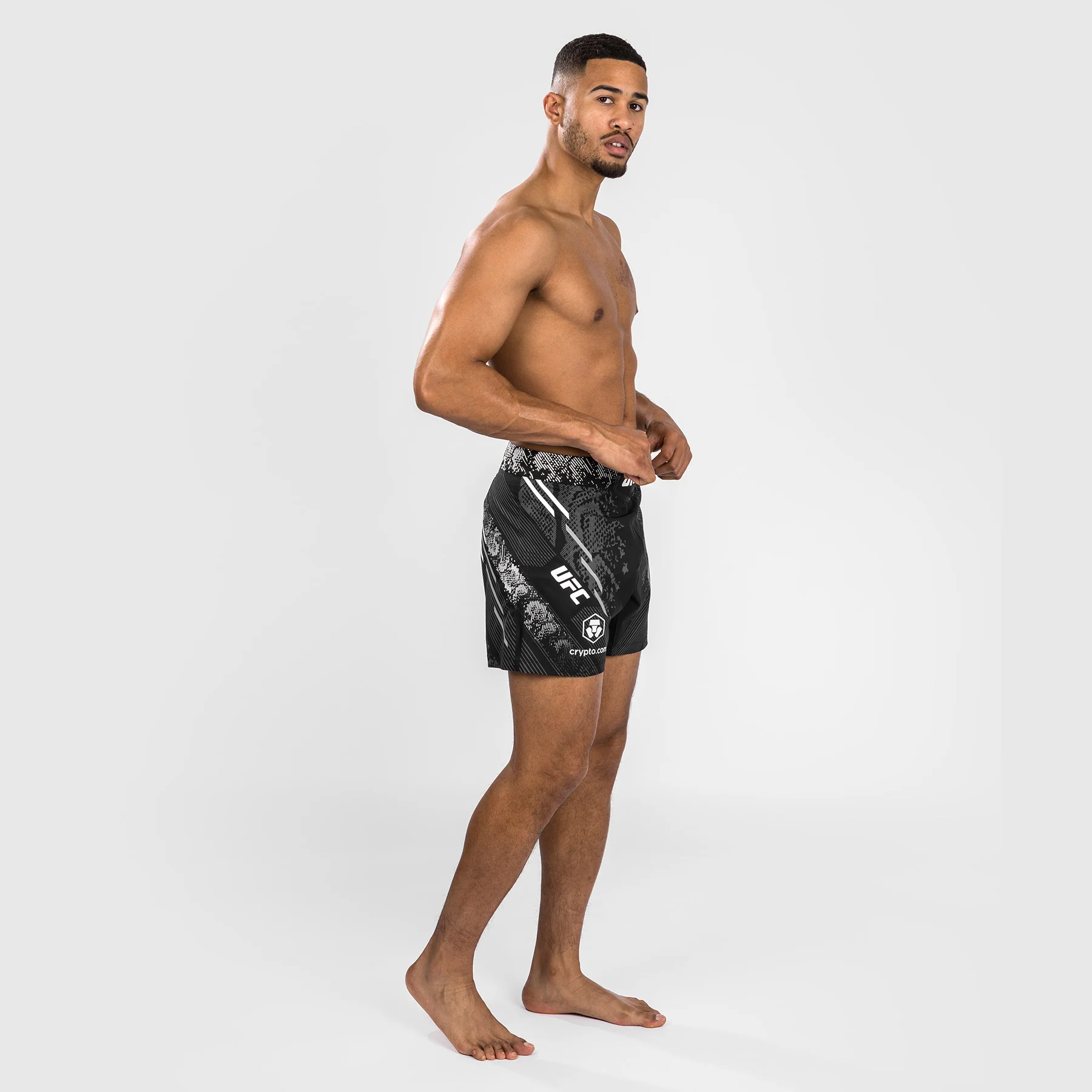 UFC Adrenaline by Venum Personalized Authentic Fight Night Pantalón Corto de Lucha para Hombre - Corte Corto – Negro - Image 3