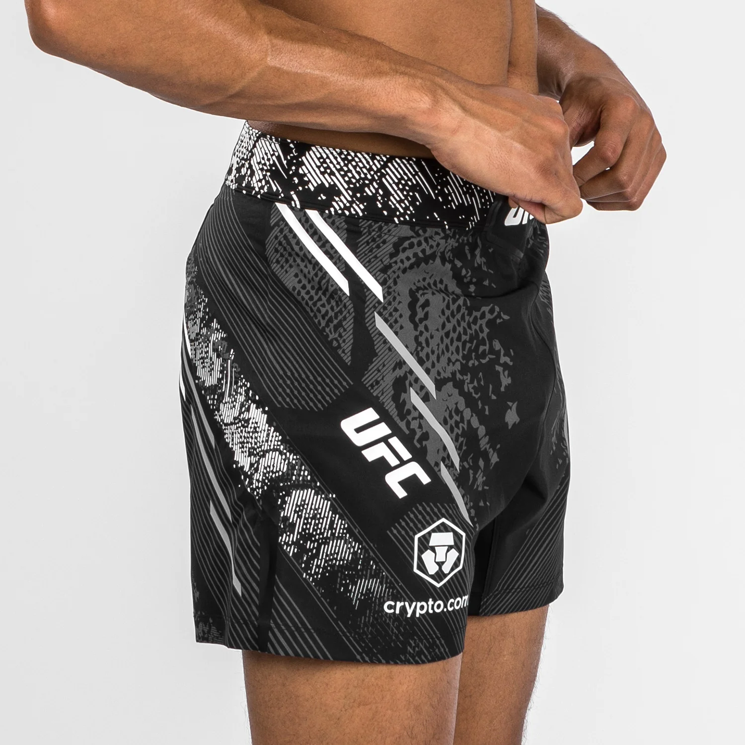 UFC Adrenaline by Venum Personalized Authentic Fight Night Pantalón Corto de Lucha para Hombre - Corte Corto – Negro - Image 5