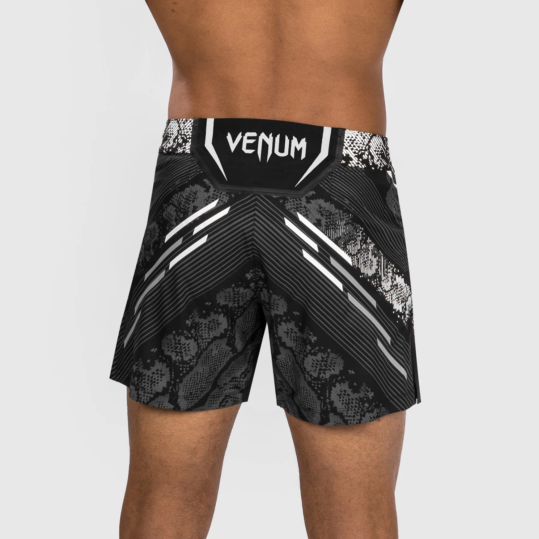 UFC Adrenaline by Venum Personalized Authentic Fight Night Pantalón Corto de Lucha para Hombre - Corte Corto – Negro - Image 6