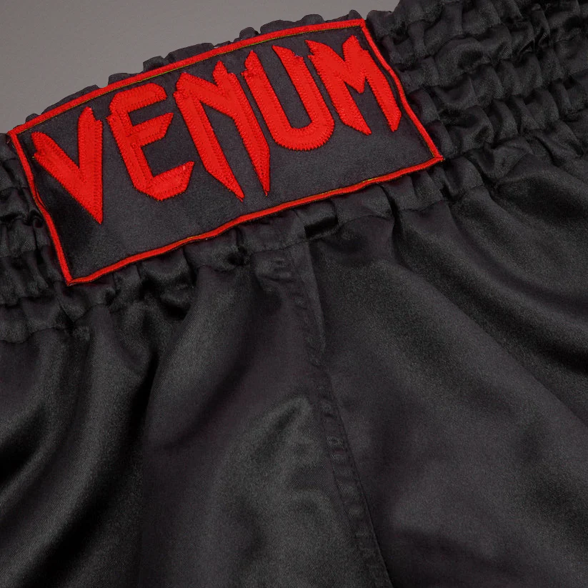 Venum Classic Short de Muay Thai - Negro/Rojo - Image 3