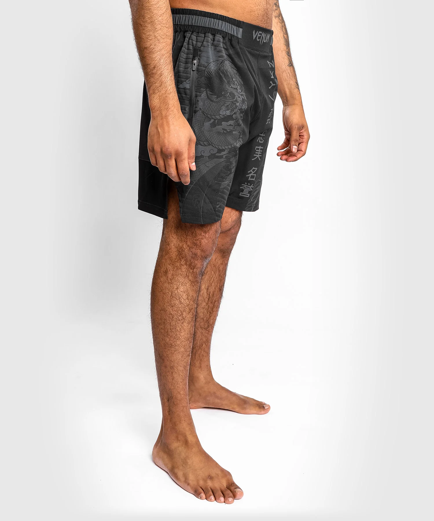 Short deportivo Venum YKZ21 - Negro/Negro - Image 3