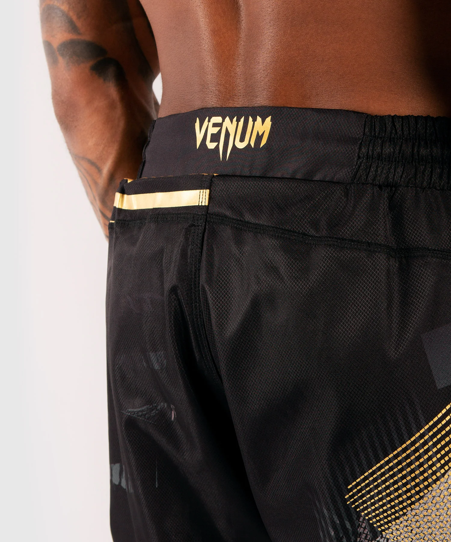 Shorts de combate Venum Skull - Image 6