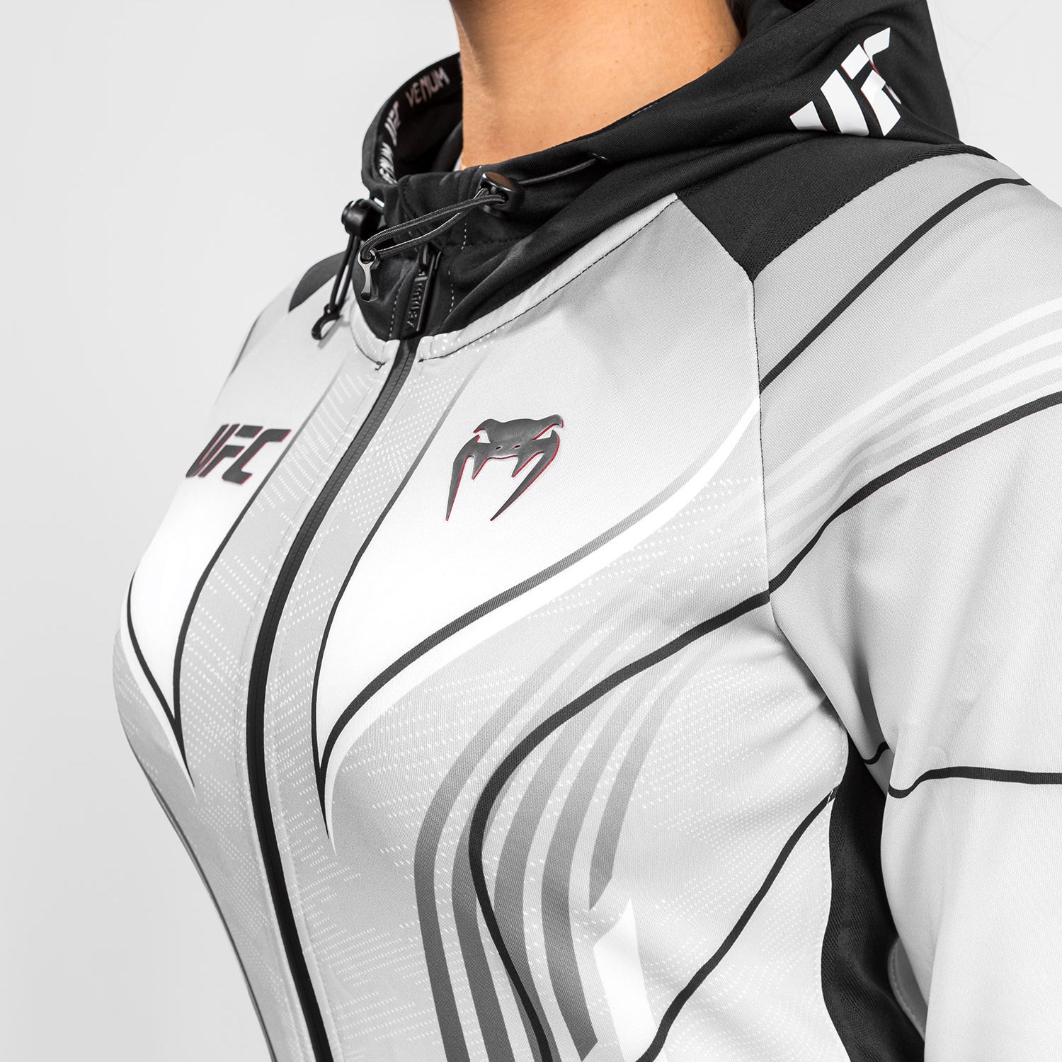 Sudadera con capucha UFC Venum Authentic Fight Night 2.0 para mujer - Blanco - Image 5