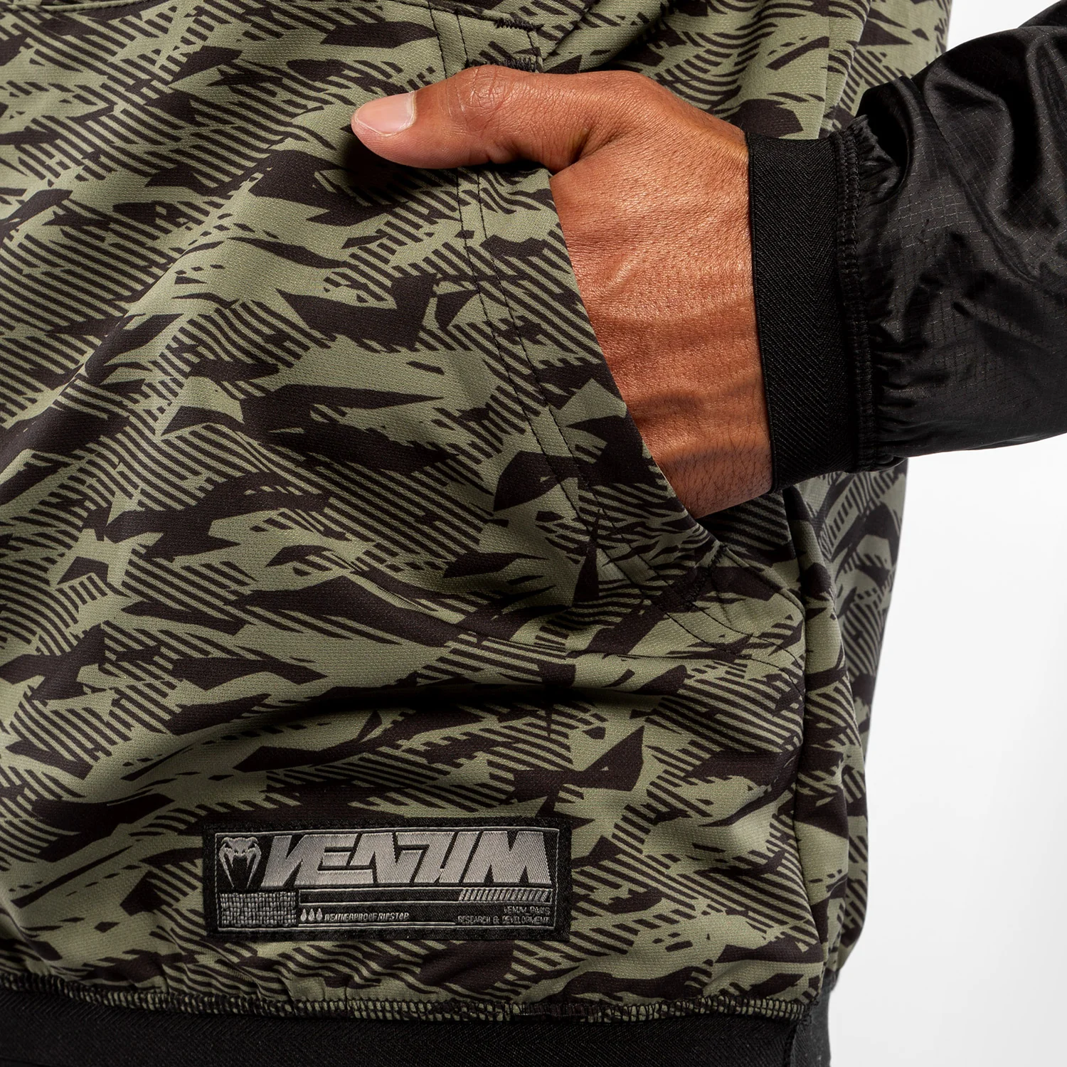 Sudadera con capucha Venum Laser XT - Negro/Bosque Camo - Image 6