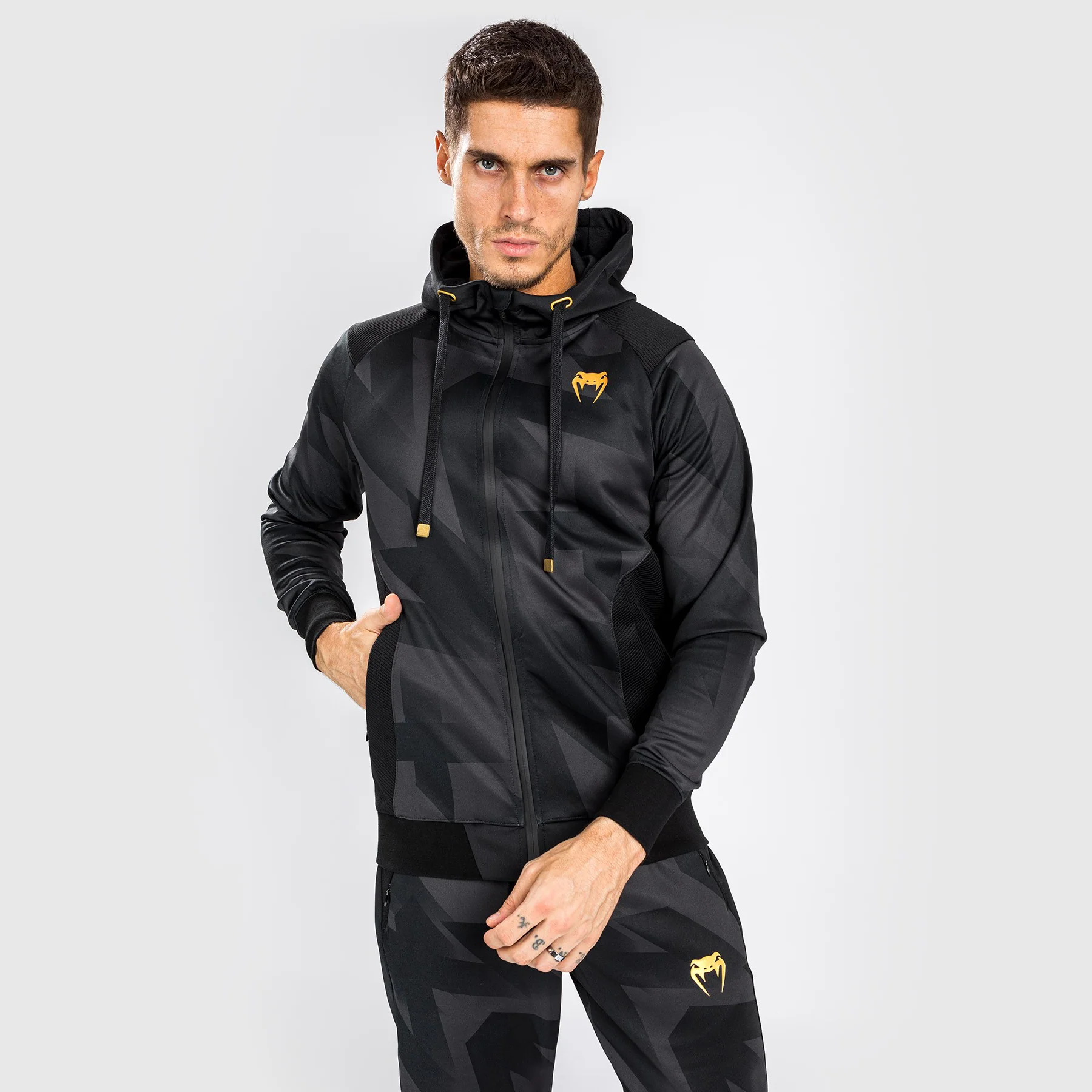 Sudadera con Capucha Venum Razor - Negro/Oro - Image 6
