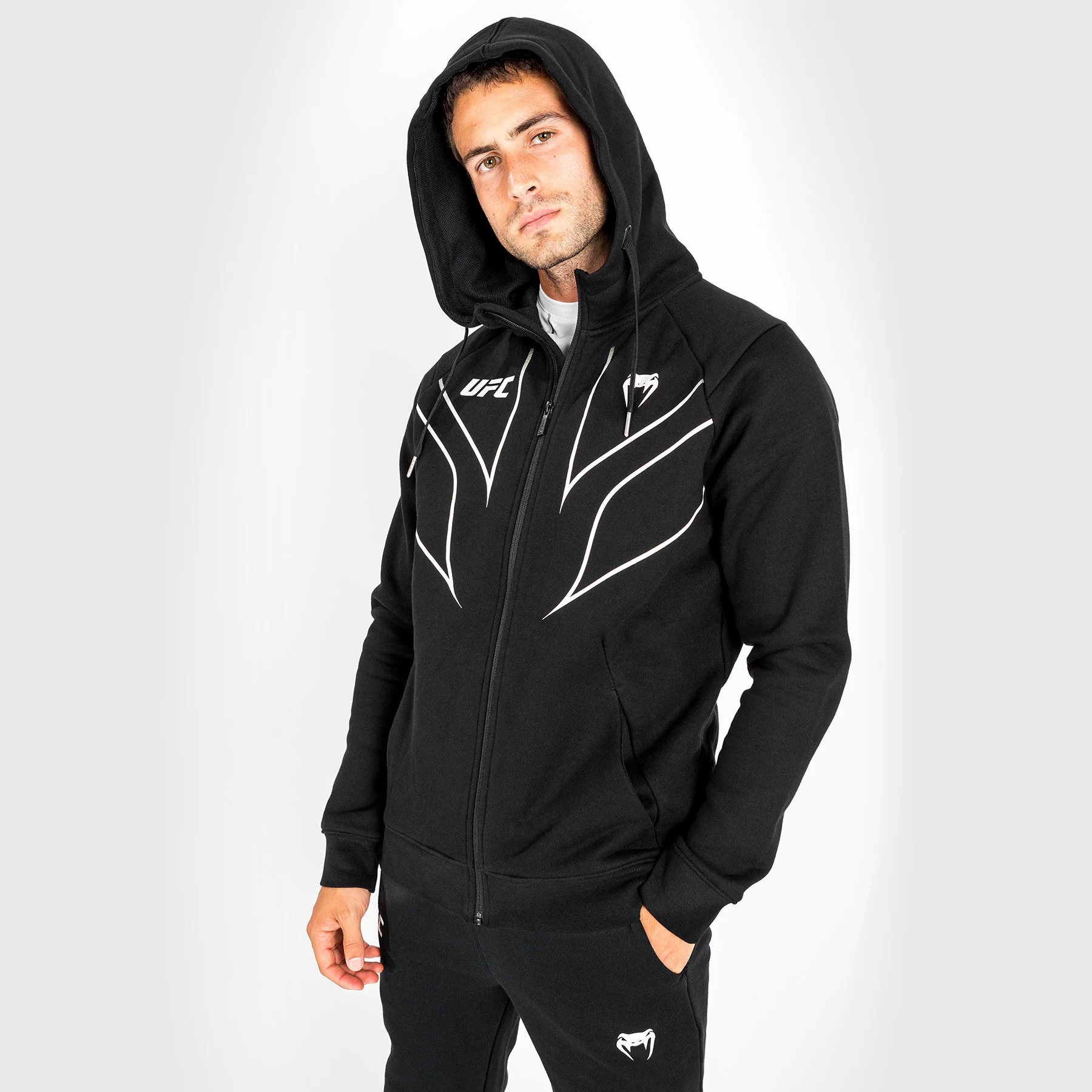 Sudadera con capucha y cremallera completa para hombre UFC Venum Replica 2.0 - Negr - Image 2