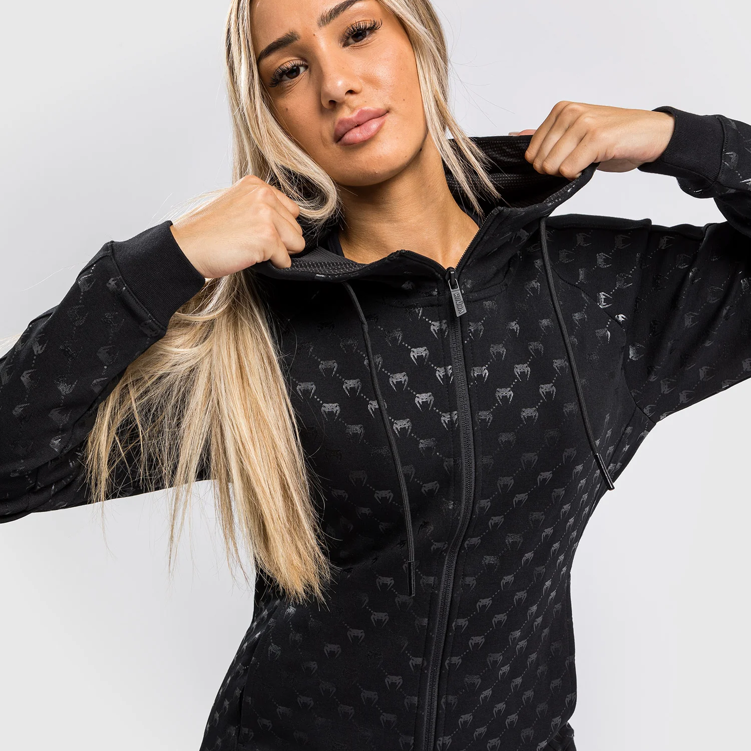 Sudadera con Capucha y Cremallera Monogram Venum para Mujer – Negro/Oro Rosa - Image 2