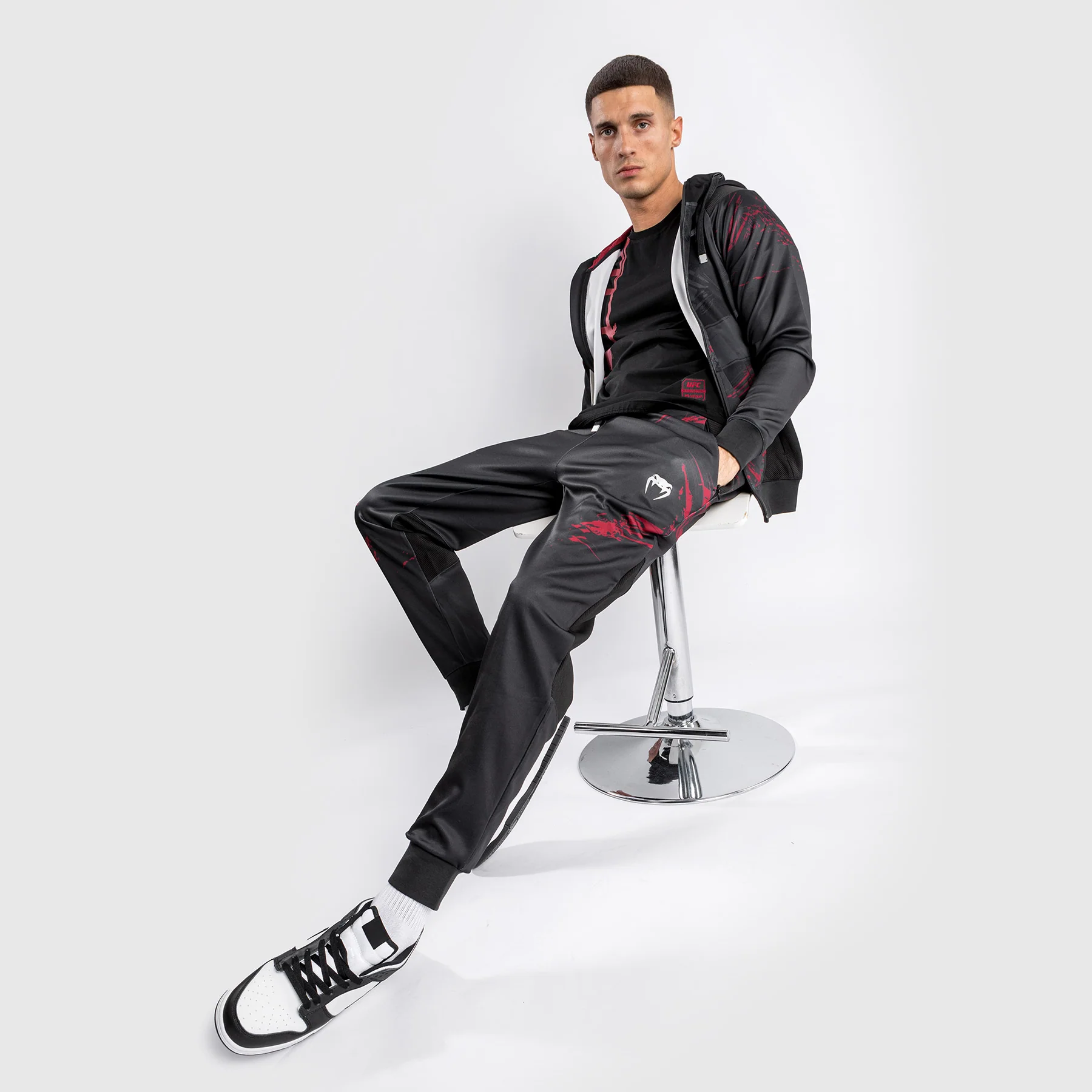 Sudadera con cremallera UFC Venum Authentic Fight Week 2.0 - Negro/Rojo - Image 6