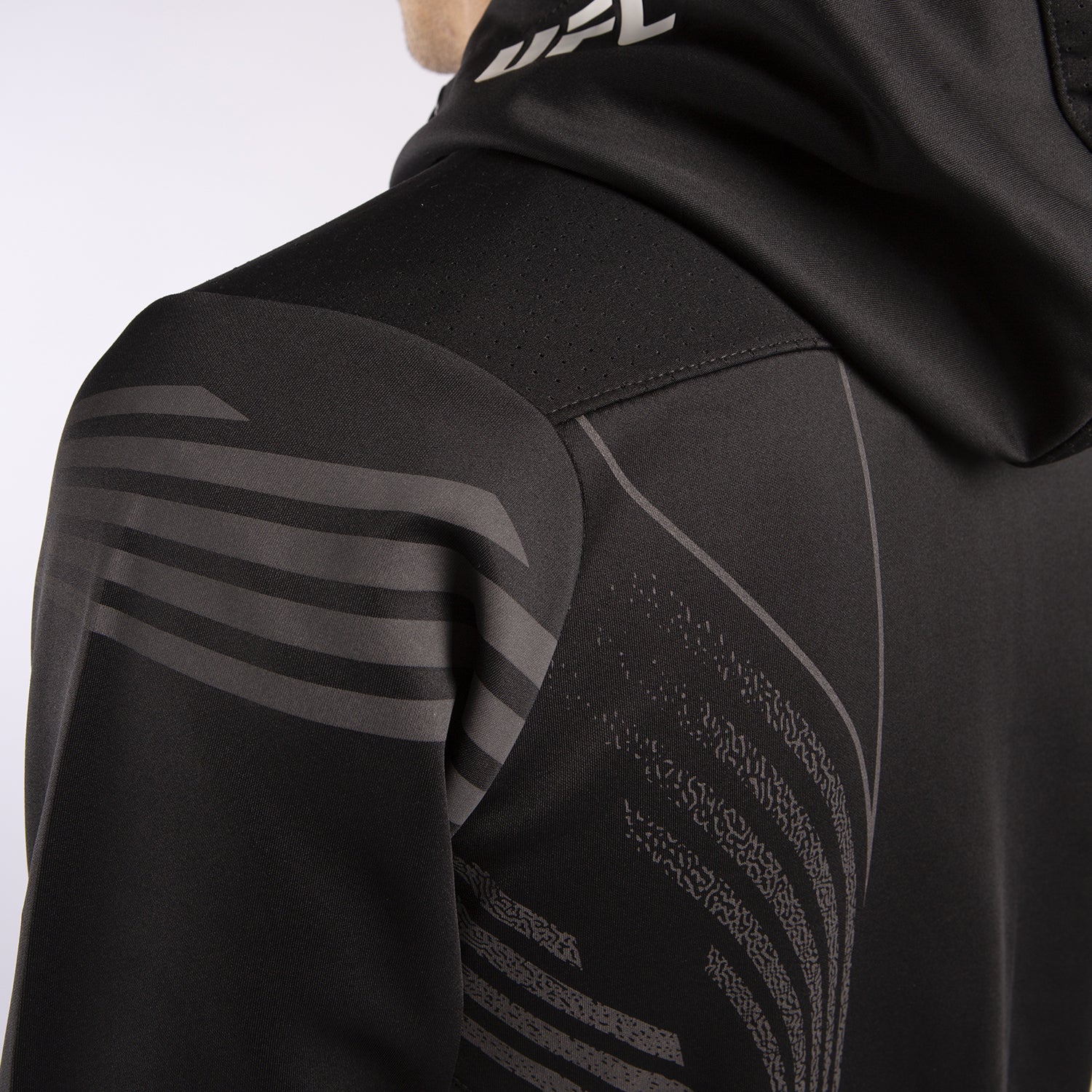 Sudadera Para Hombre UFC Venum Pro Line - Negro - Image 10