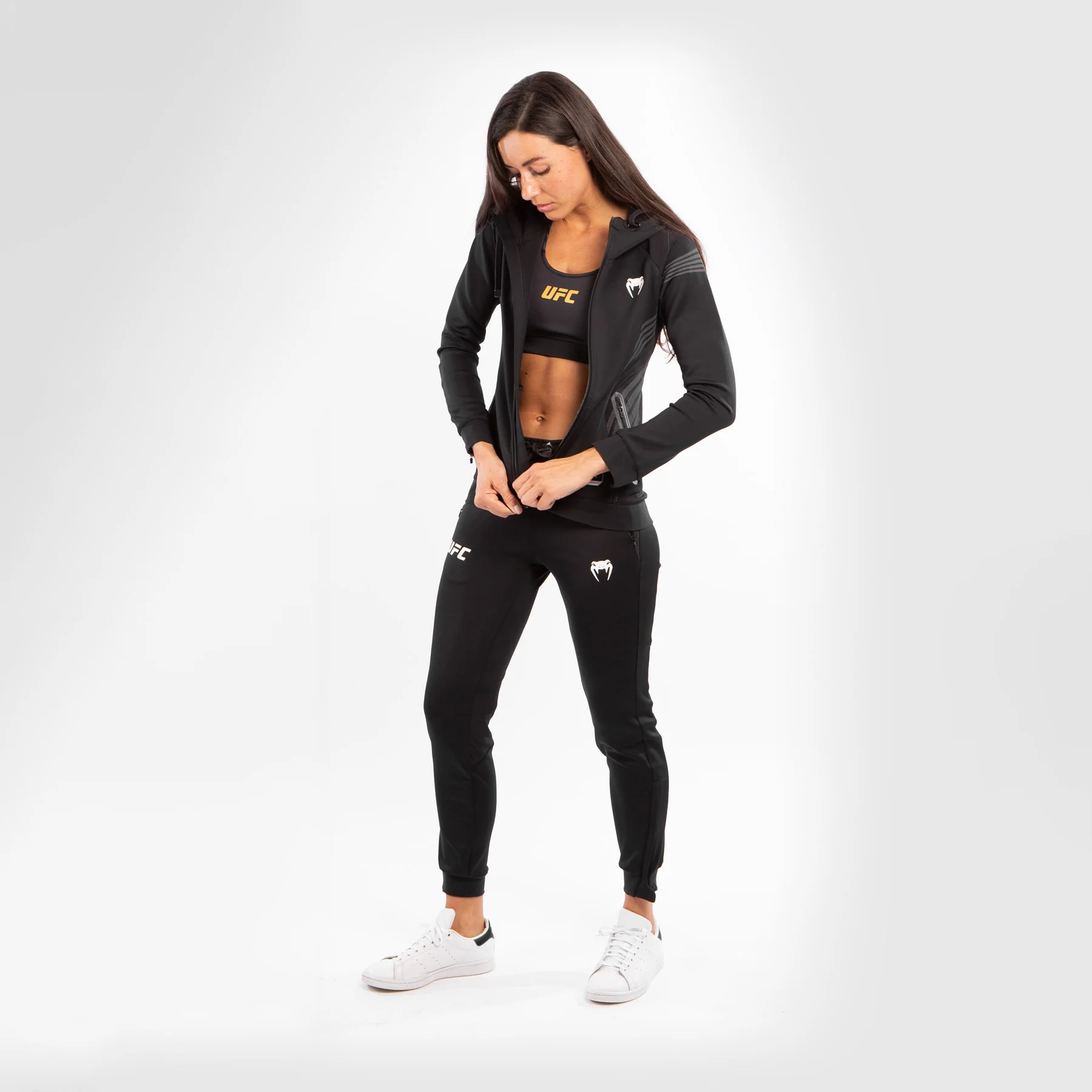 Sudadera Para Mujer UFC Venum Authentic Fight Night Walkout - Negro - Image 2