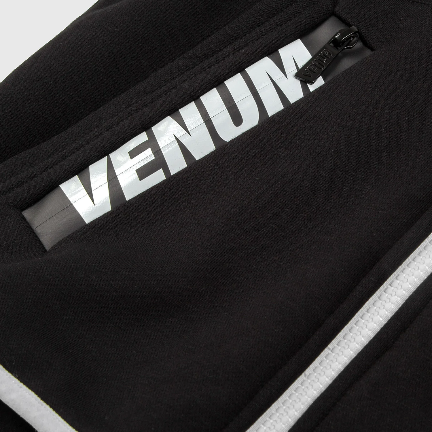Sudadera Venum Contender 3.0 – Negro - Image 9
