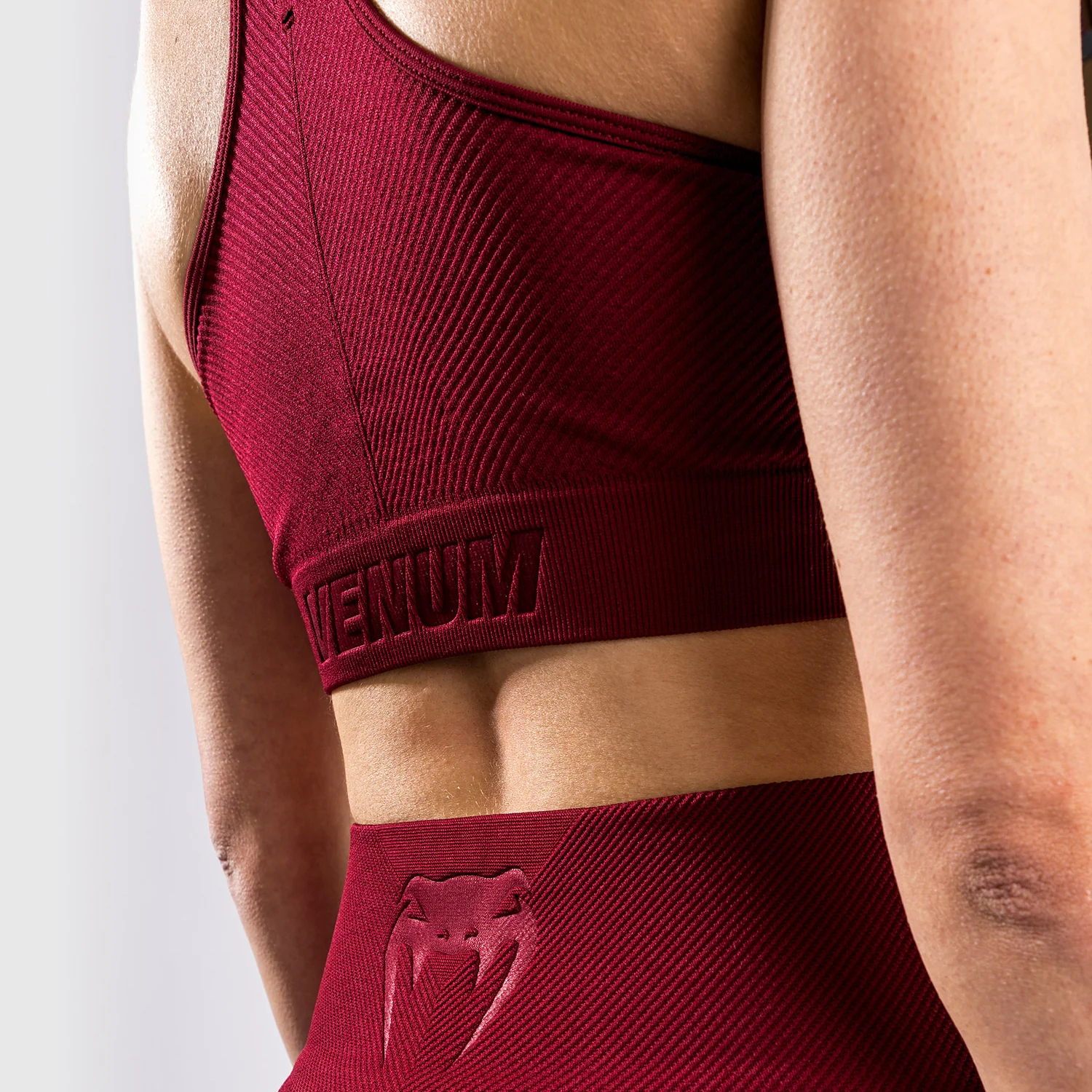 Sujetador deportivo Venum Sparring Seamless - Burdeos - Image 8