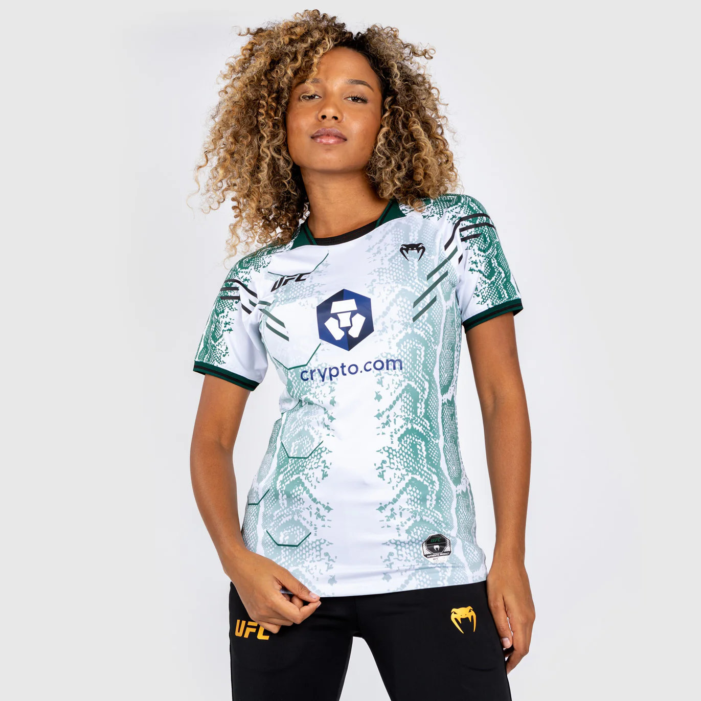 UFC Adrenaline by Venum Personalized Authentic Fight Night Mujer Walkout Jersey - Emerald Edition - Blanco/Verde - Image 2