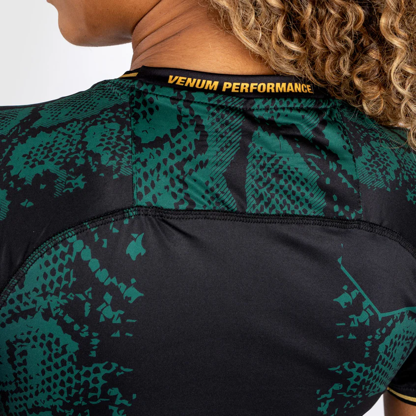 UFC Adrenaline by Venum Personalized Authentic Fight Night Maillot Walkout Mujer - Emerald Edition - Verde/Negro/Oro - Image 6