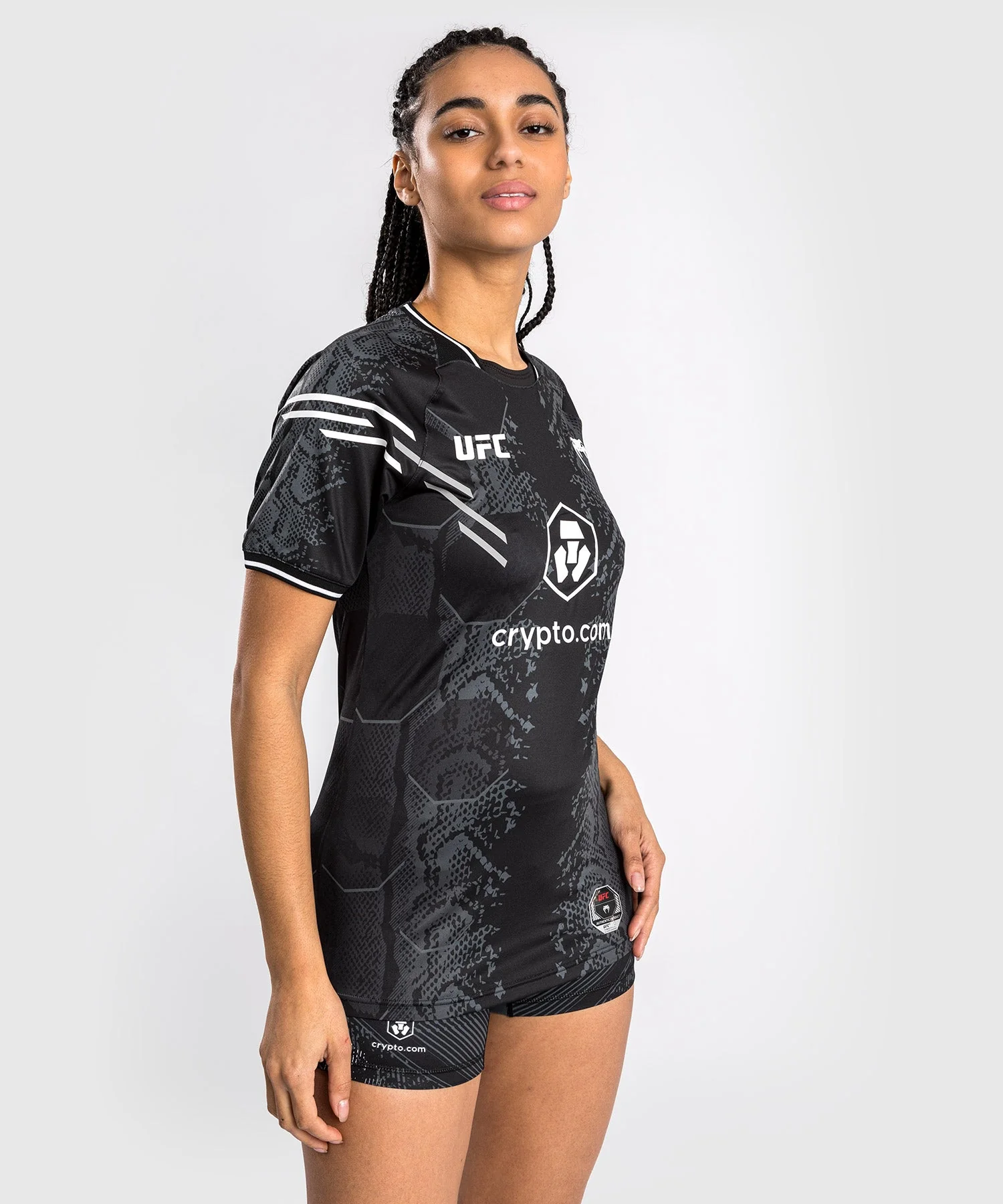 UFC Adrenaline by Venum Authentic Fight Night Camiseta Dry Tech Personalizado para Mujer - Negro - Image 3