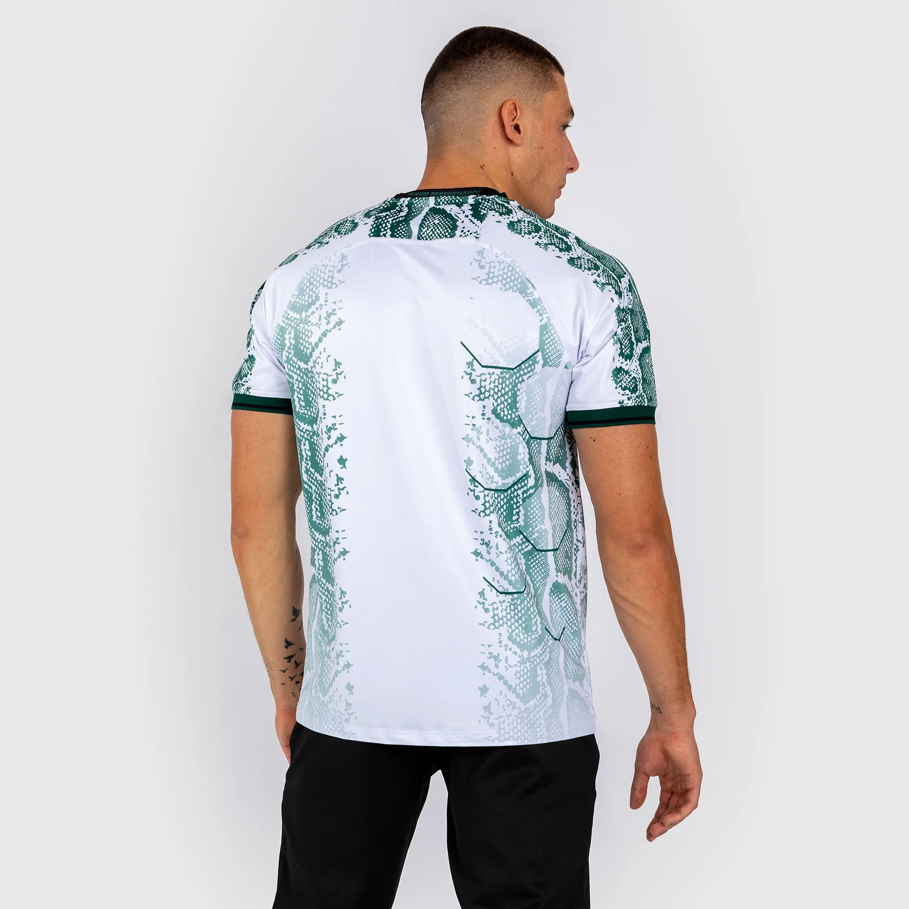UFC Adrenaline by Venum Authentic Fight Night Jersey para Hombre - Emerald Edition - Blanco/Verde - Image 3