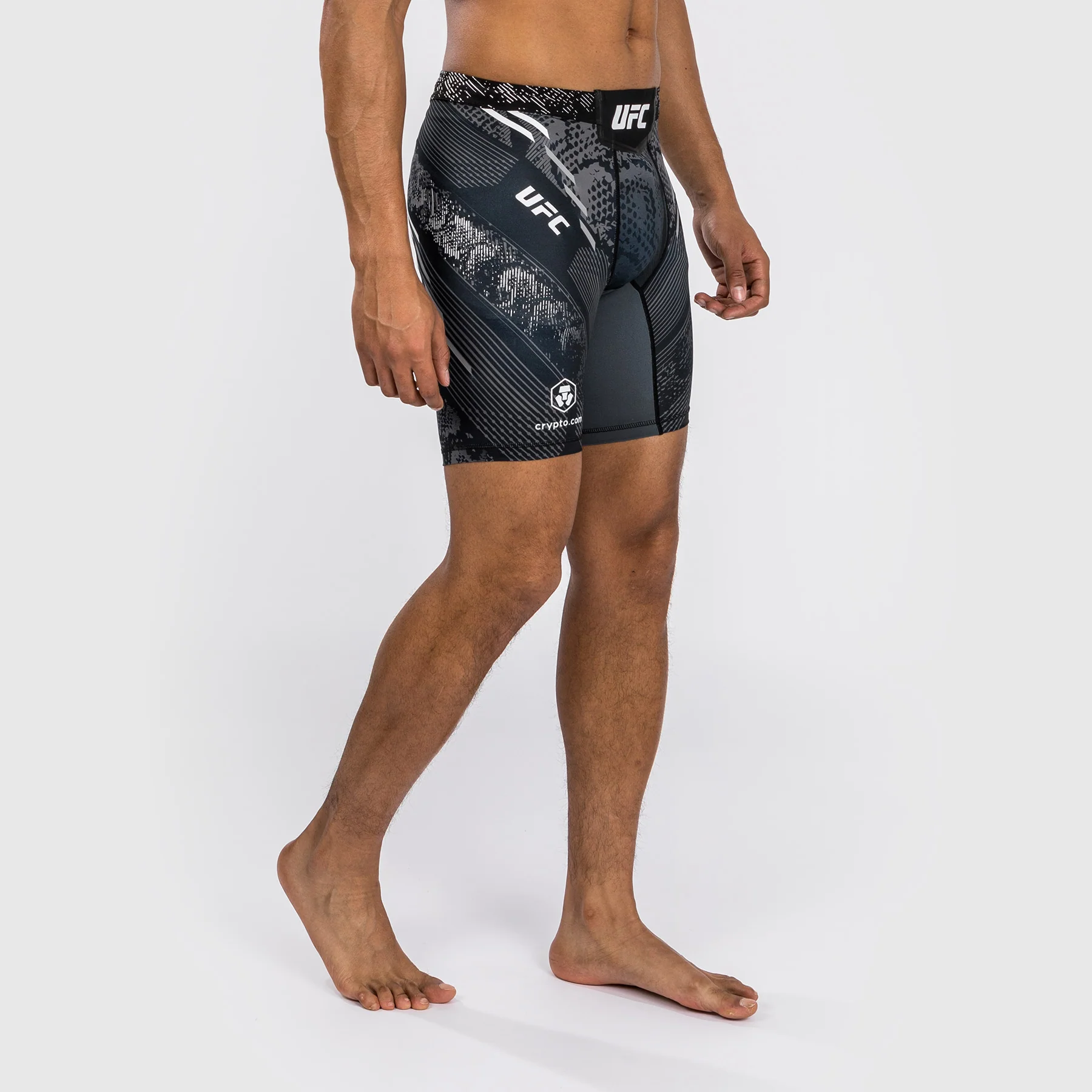 UFC Adrenaline by Venum Authentic Fight Night Pantalón Corto Vale Tudo para Hombre - Negro - Image 5