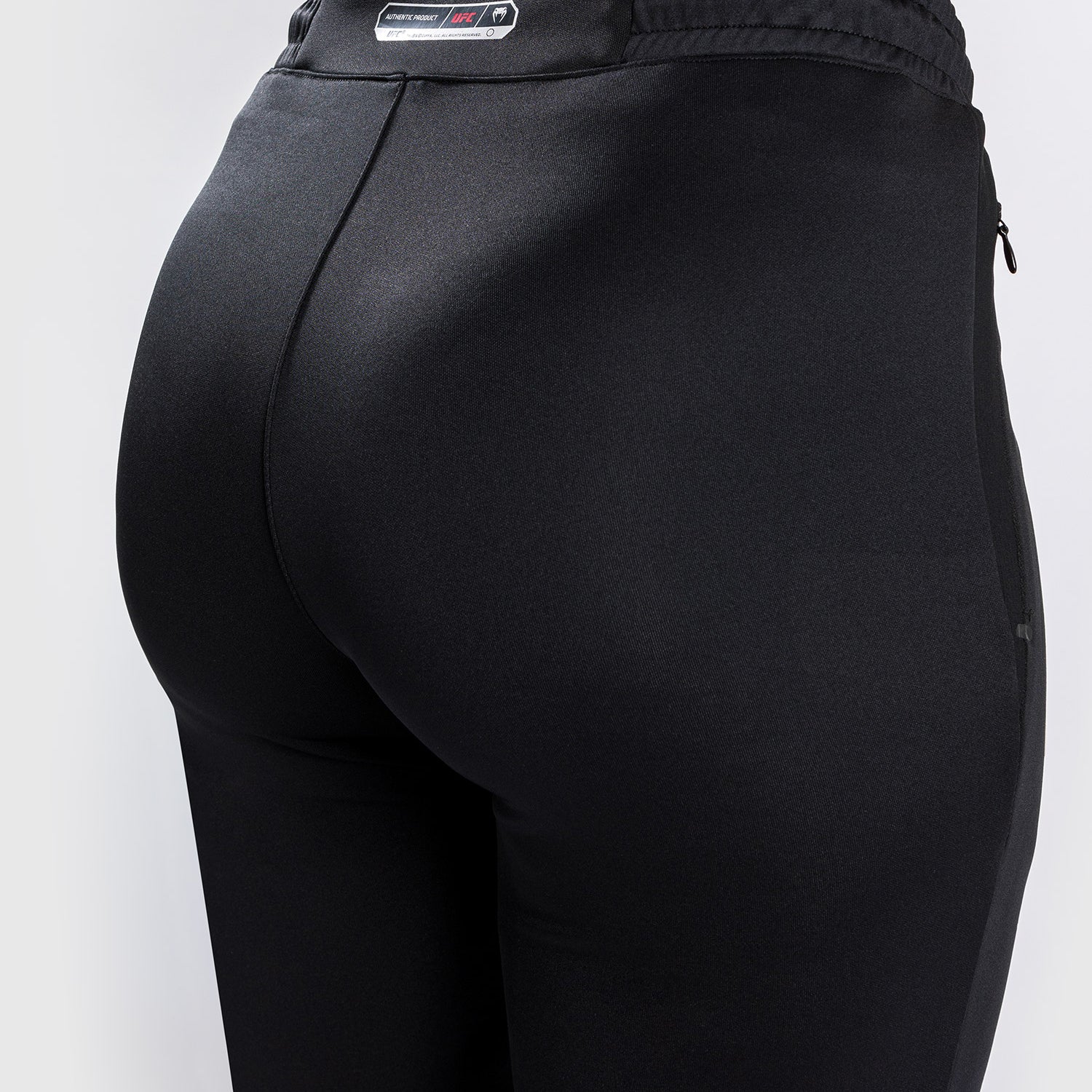 UFC Adrenaline by Venum Authentic Fight Night Pantalón Walkout para Mujer - Negro - Image 10