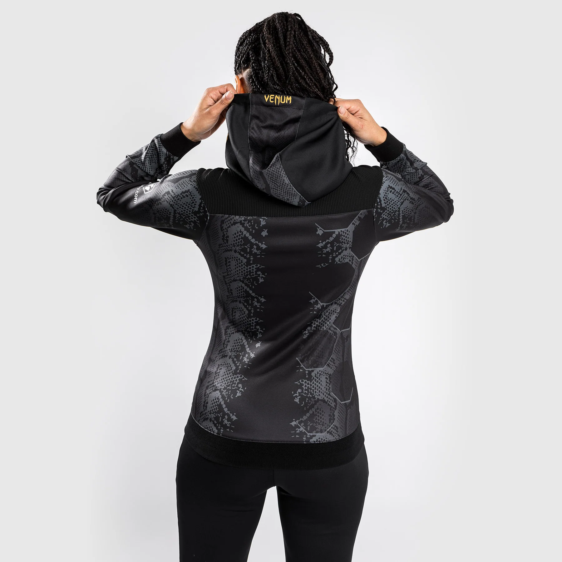 UFC Adrenaline by Venum Authentic Fight Night Sudadera con capucha Walkout para Mujer - Champion - Image 4