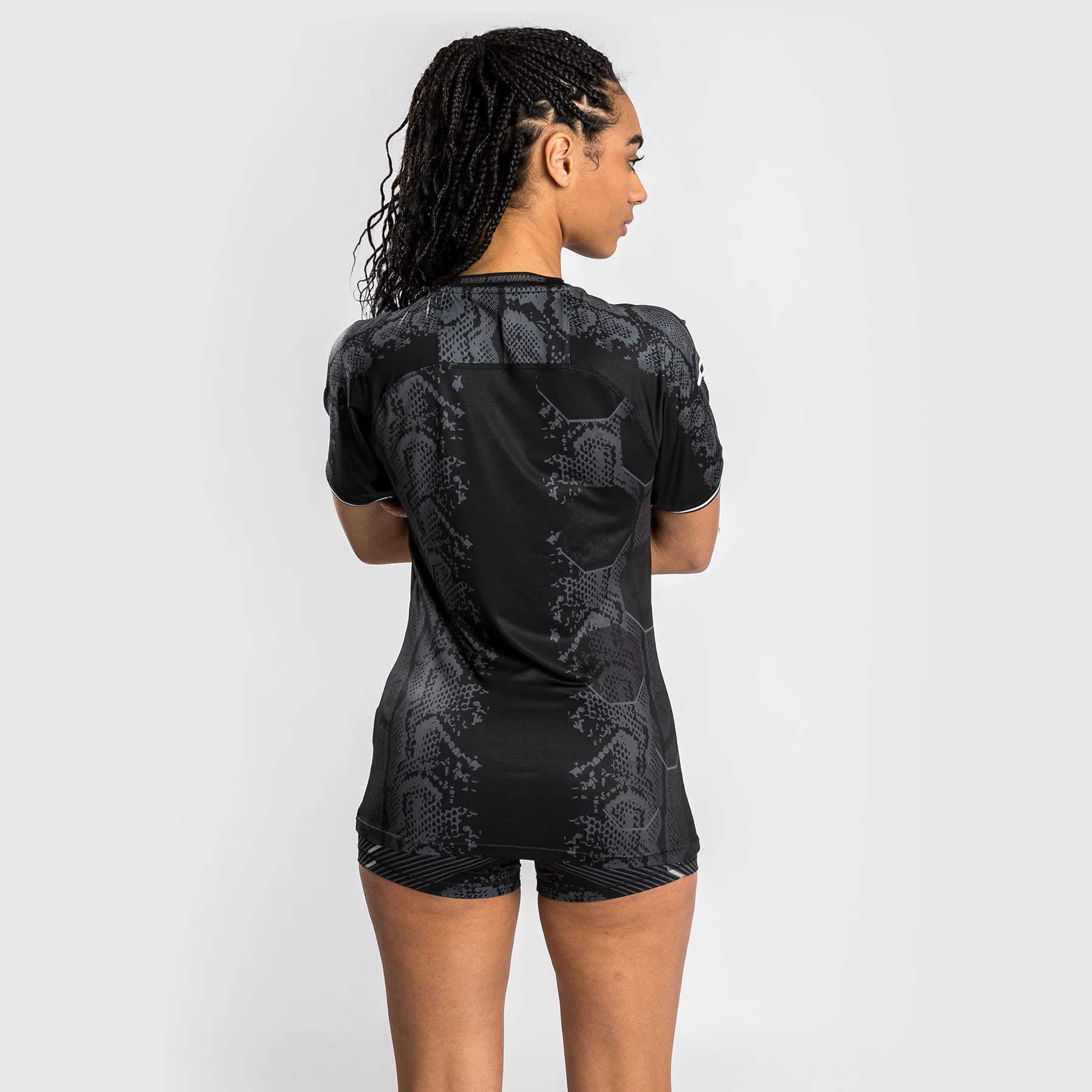 UFC Adrenaline by Venum Authentic Fight Night T-shirt Walkout para Mujer - Negro - Image 6