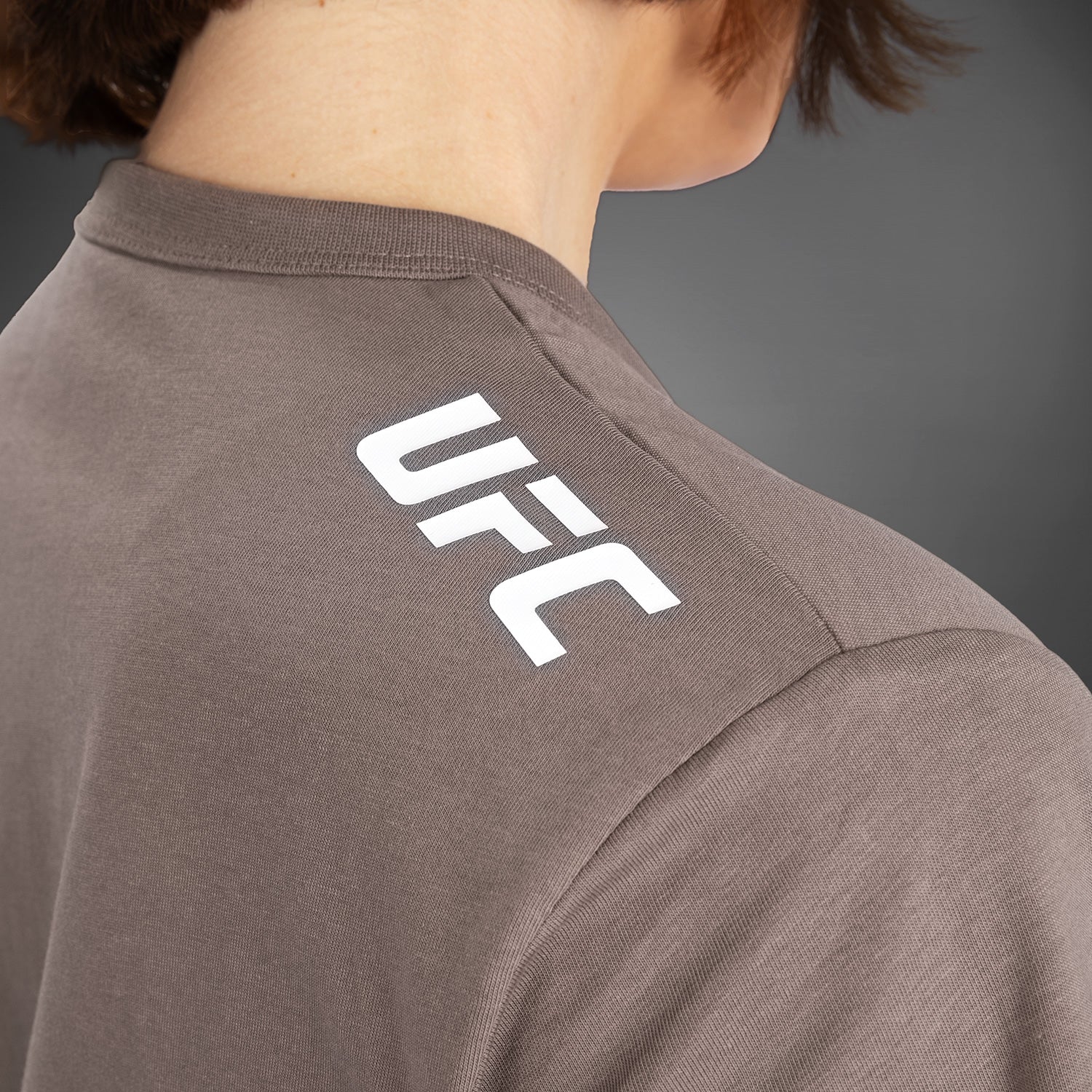 UFC Adrenaline By Venum Fight Week Camiseta de Algodón de Manga Corta para Mujer - Bronce - Image 6