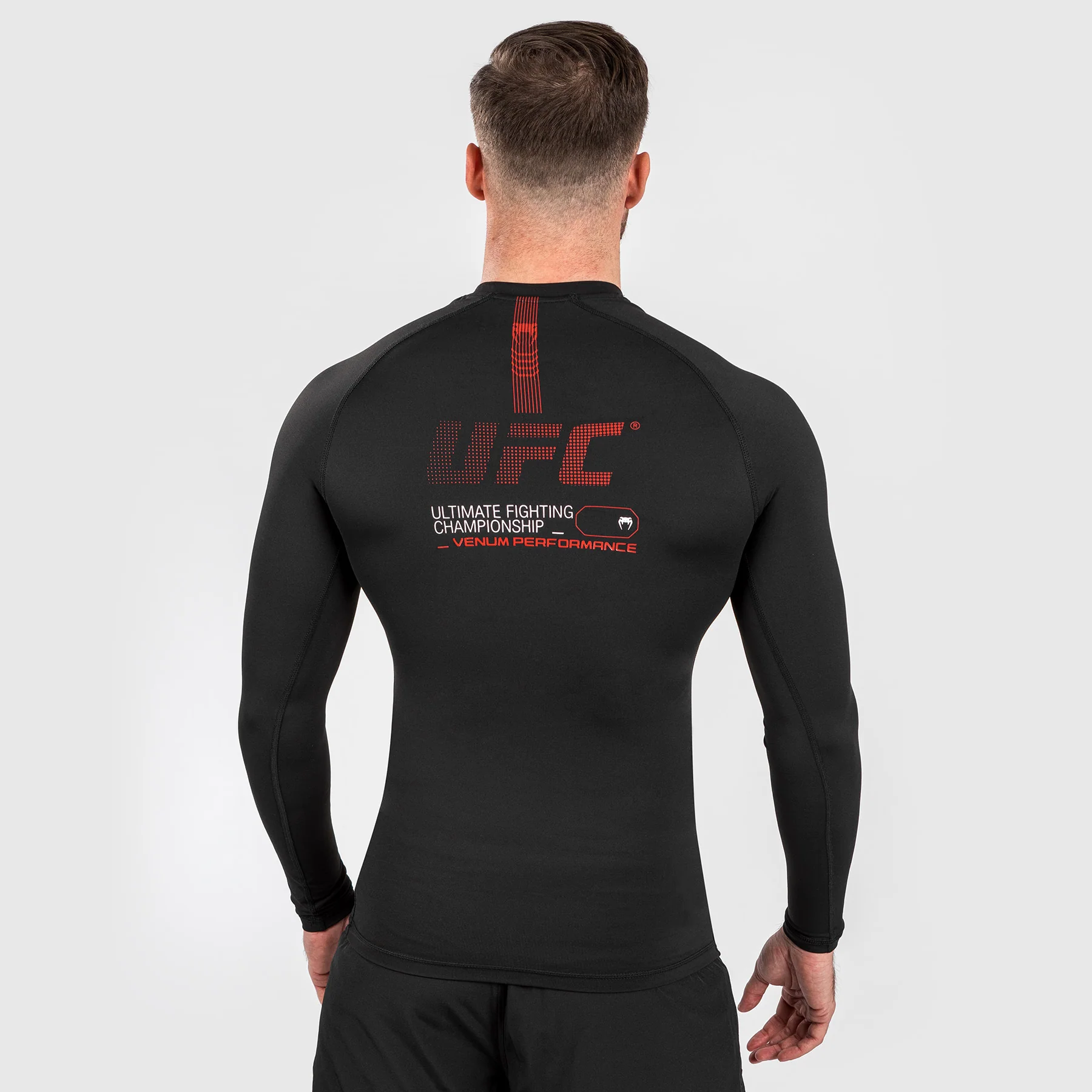 UFC Adrenaline by Venum Fight Week Lycra de manga larga de alto rendimiento para Hombre - Negra - Image 2