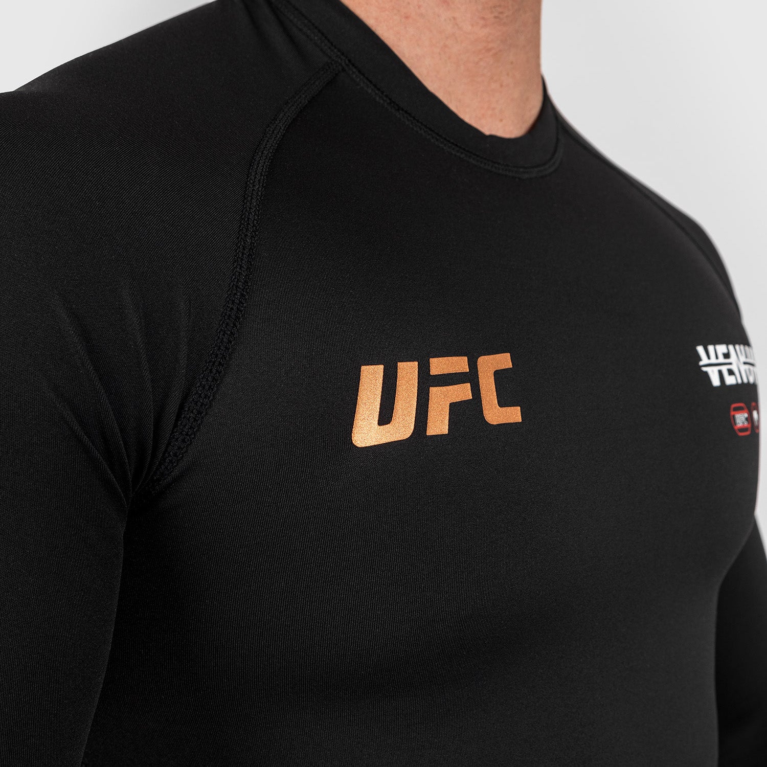 UFC Adrenaline by Venum Fight Week Lycra de manga larga de alto rendimiento para Hombre - Negra - Image 6