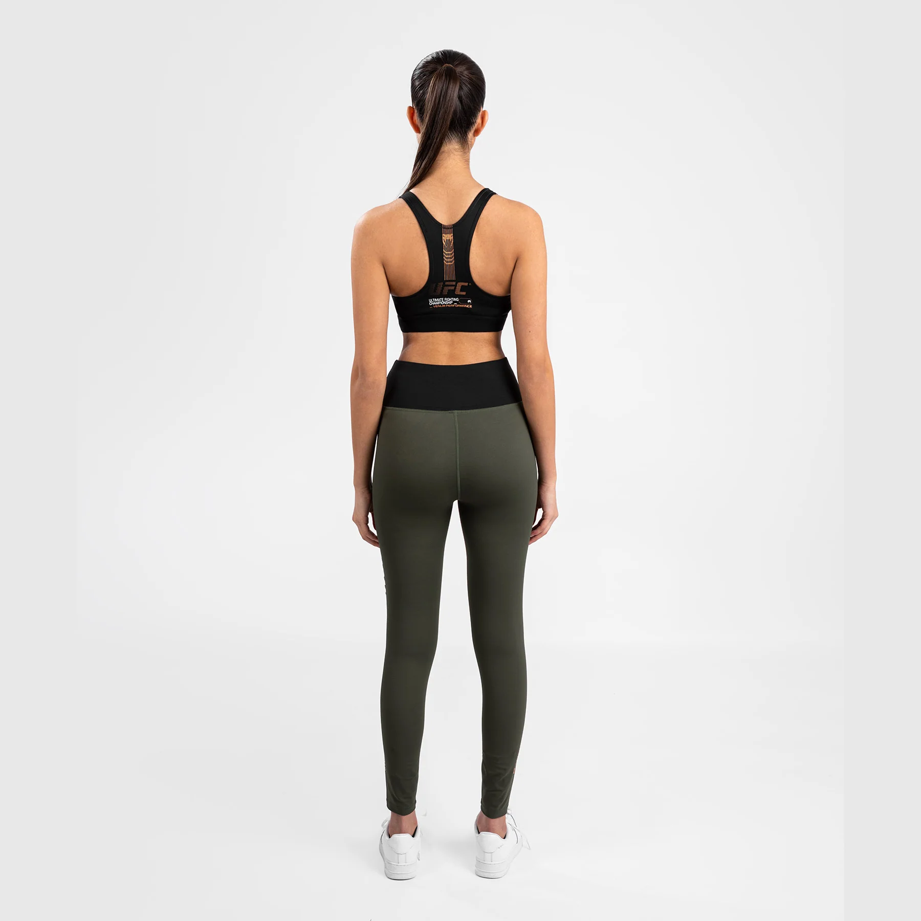 UFC Adrenaline by Venum Fight Week Performance Tight para Mujer - Caqui/Bronce - Image 5