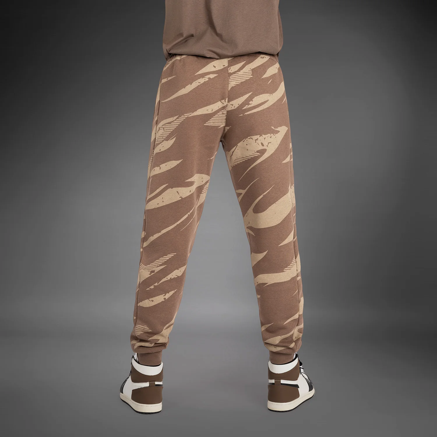 UFC Adrenaline By Venum Fight Week Pantalón de Hombre - Desert Camo - Image 2