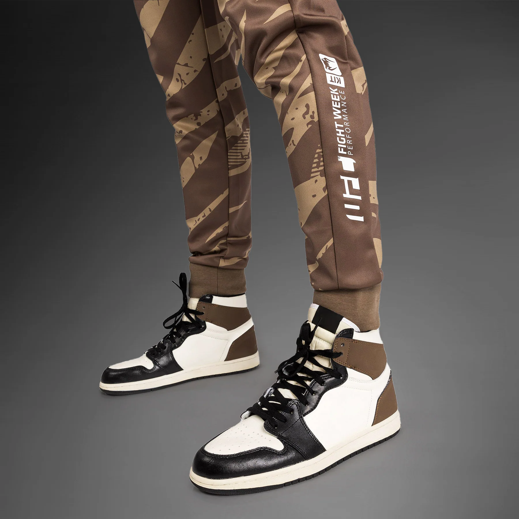 UFC Adrenaline By Venum Fight Week Pantalón de Hombre - Desert Camo - Image 6