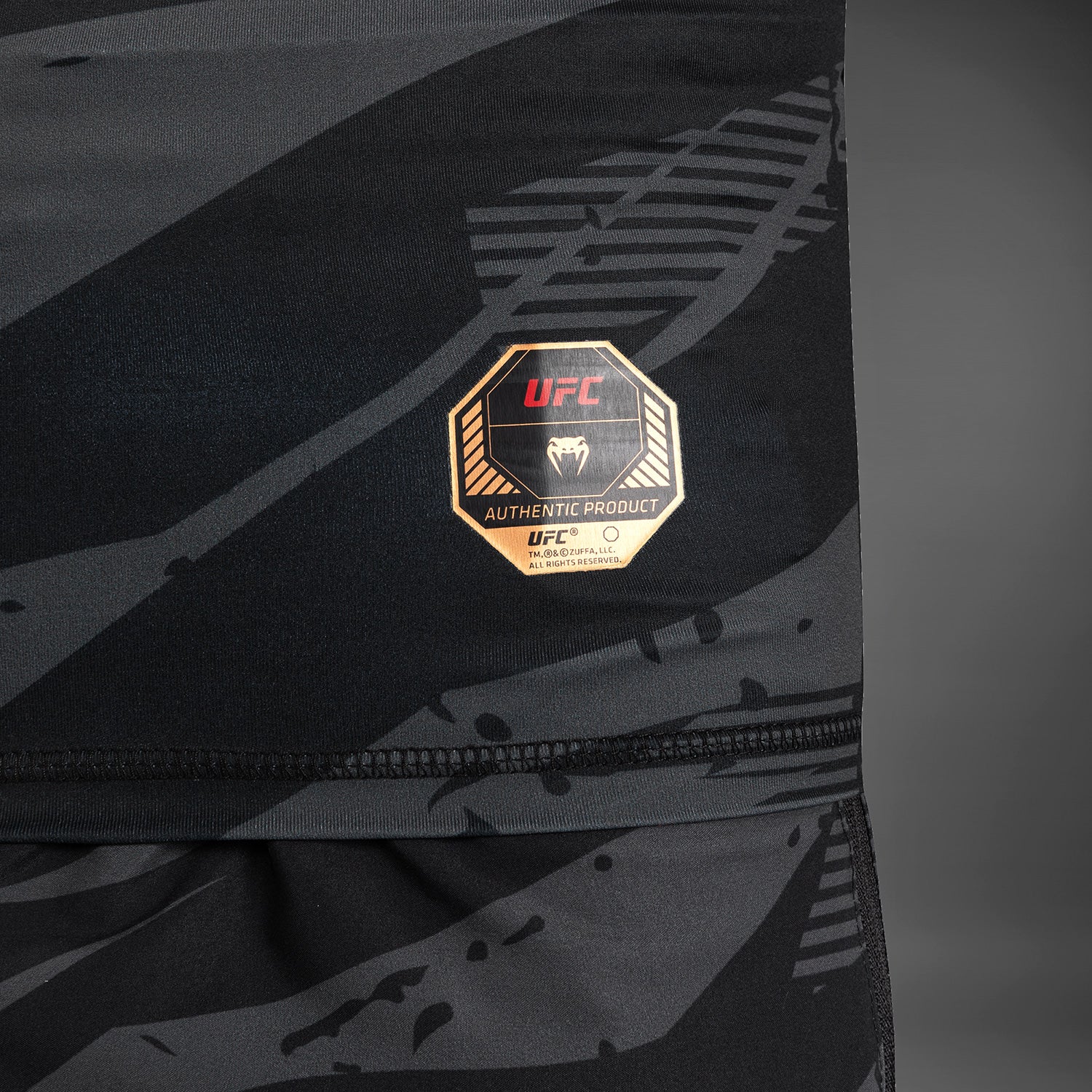 UFC Adrenaline By Venum Fight Week Performance Lycra de Manga Larga - Urban Camo - Image 5