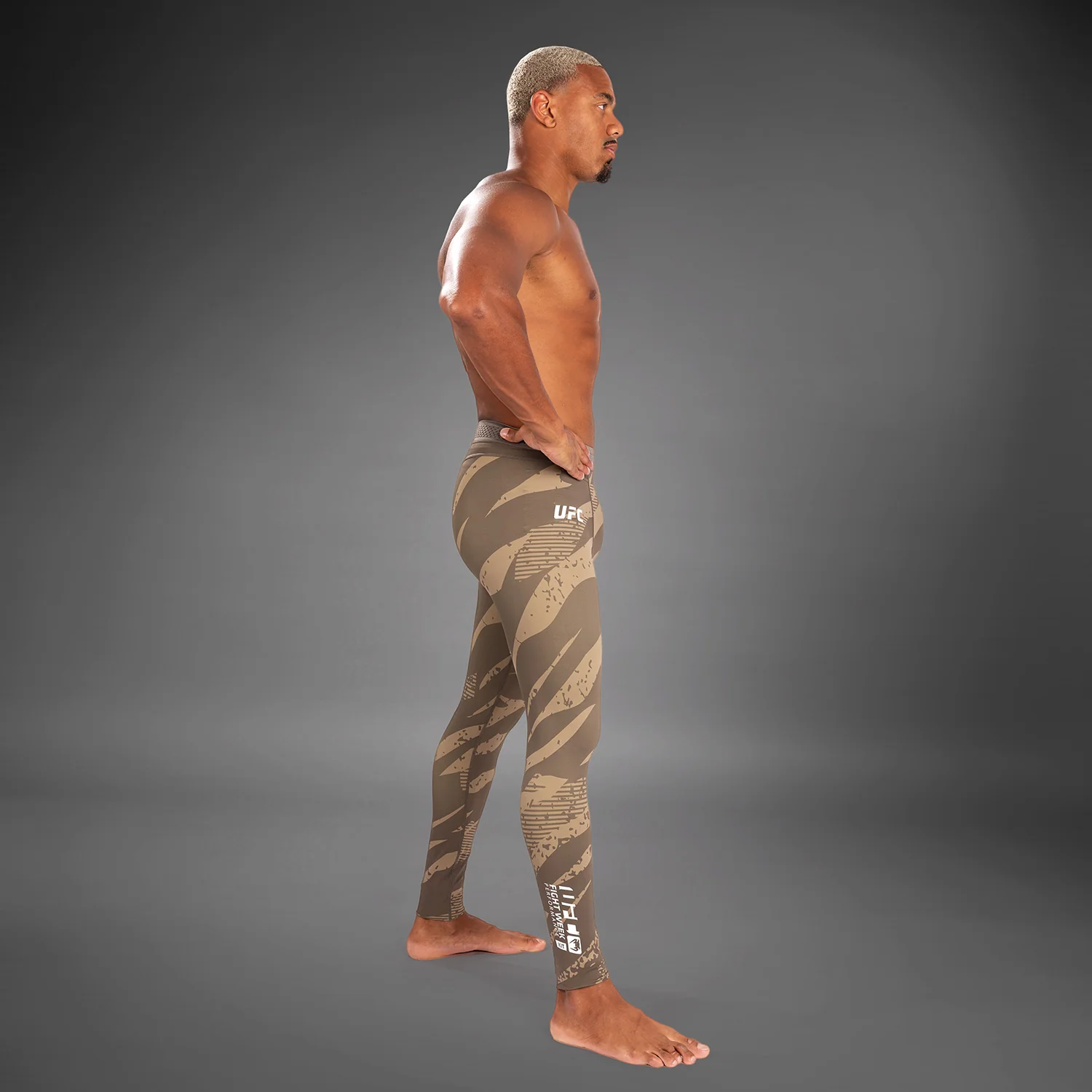 UFC Adrenaline By Venum Fight Week Performance Malla para Hombre - Desert Camo - Image 2